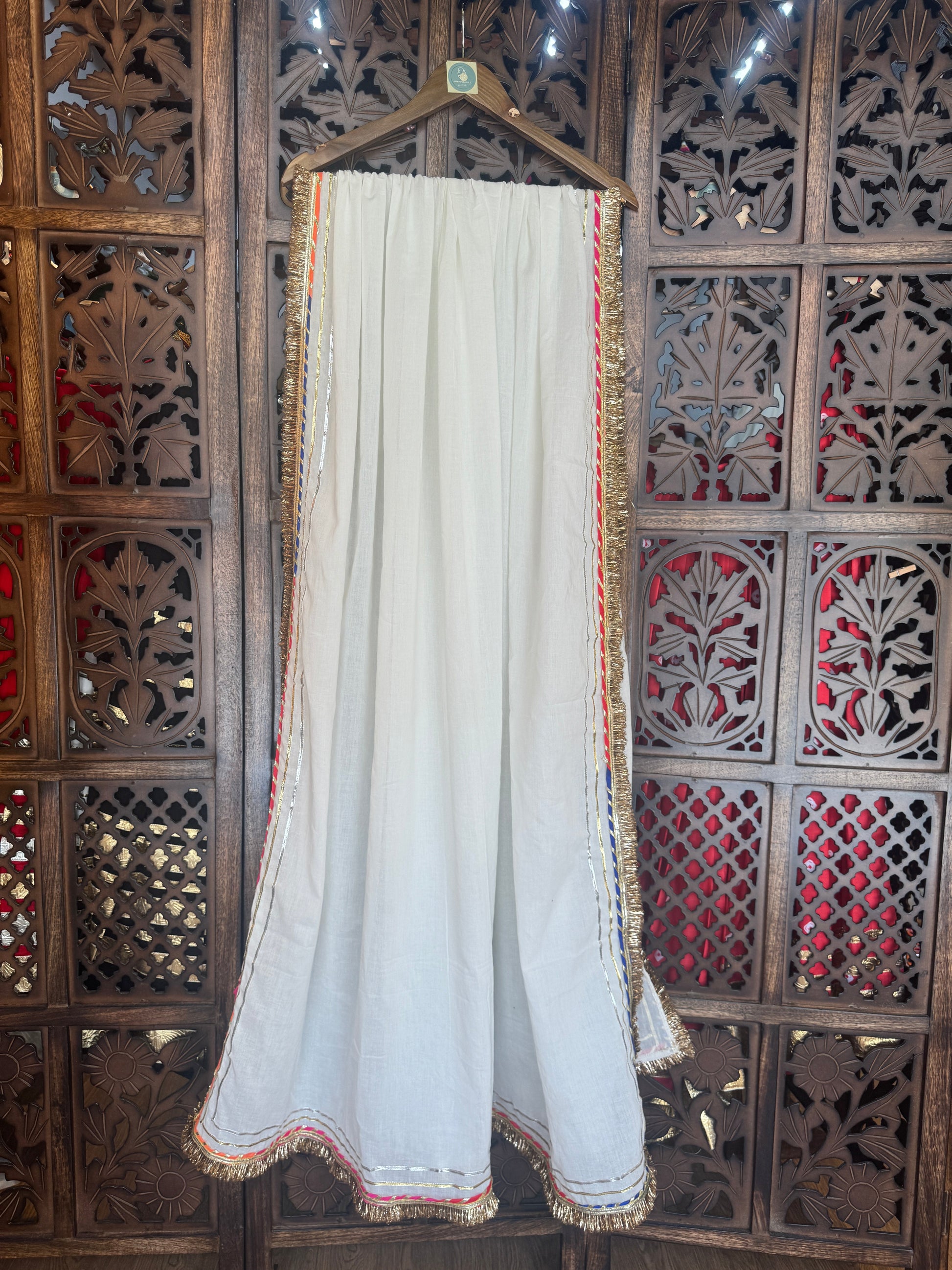 OFF WHITE GOTA LACE DUPATTA HANDMADEAHOLIC BY MISHKA