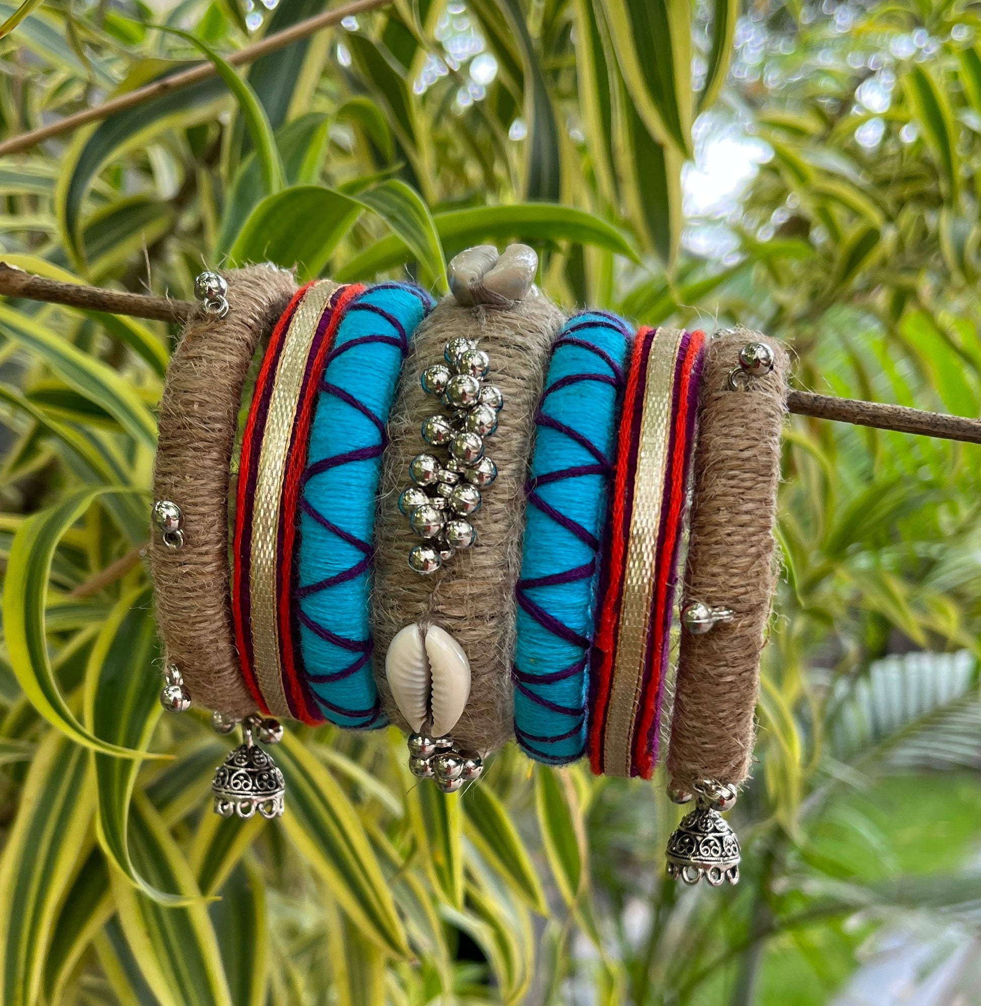 VANI HANDMADEAHOLIC BY MISHKA