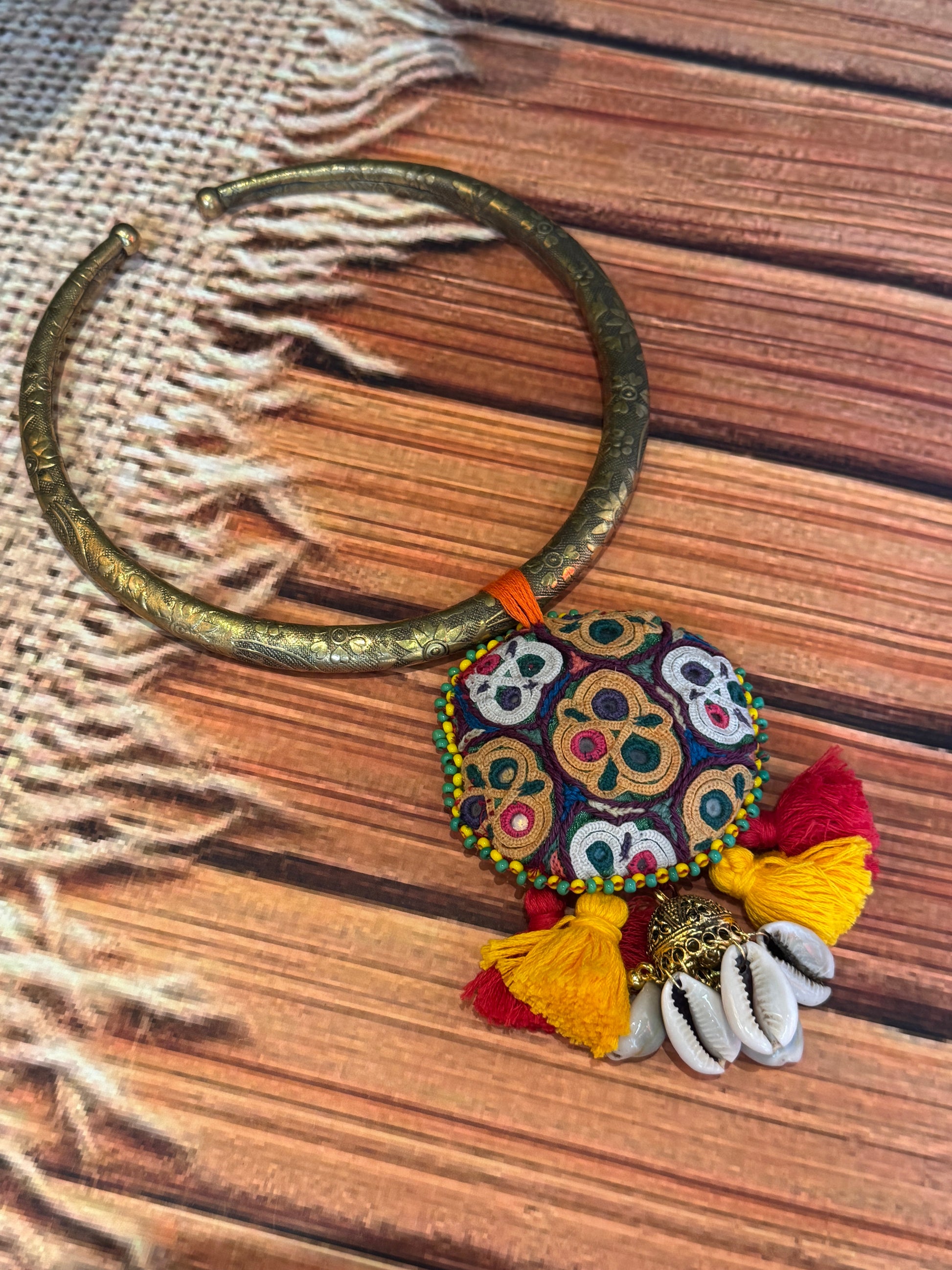 HASDI GOLDEN - 6 HANDMADEAHOLIC BY MISHKA