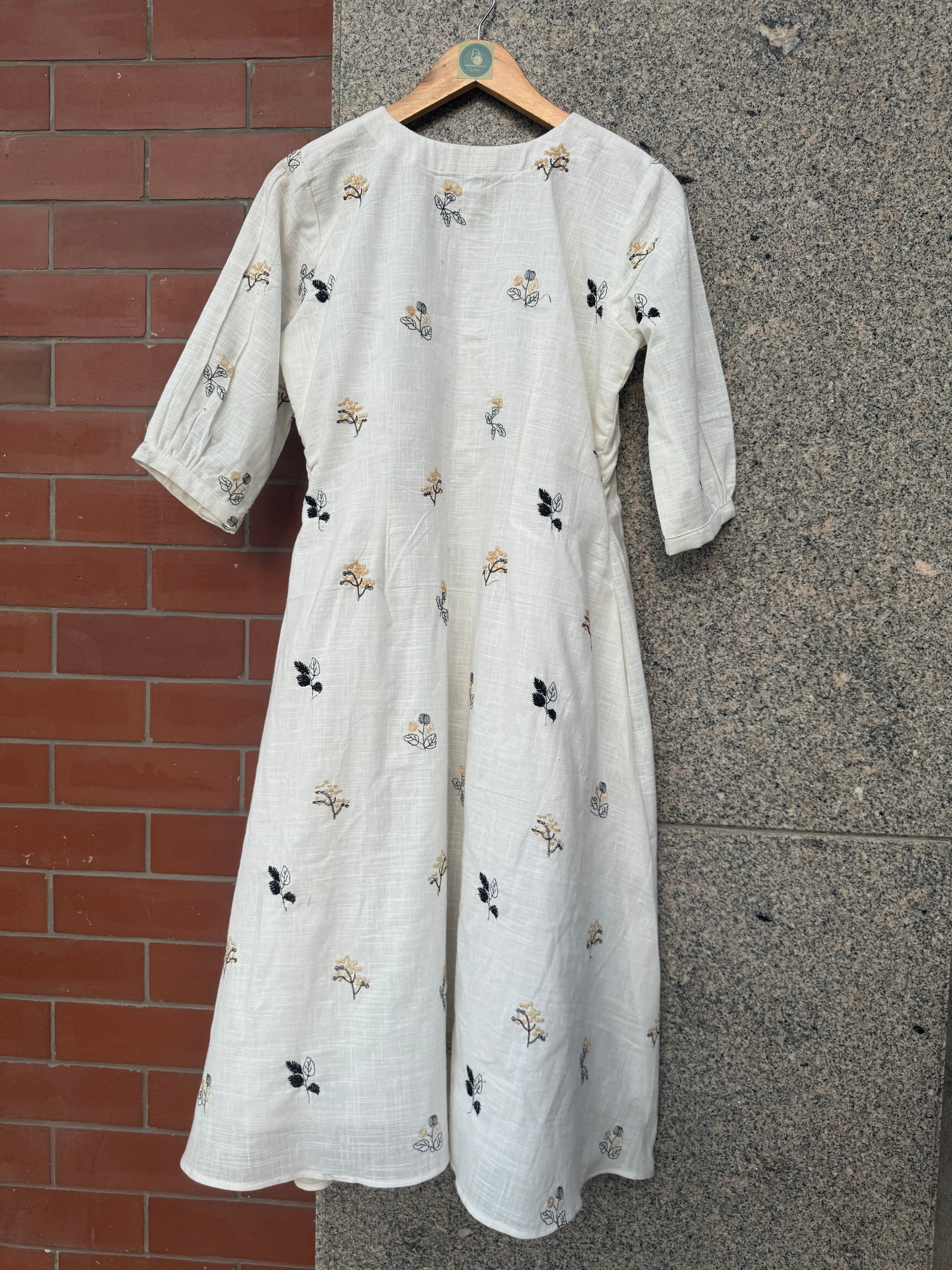WHITE EMBROIDERED LINEN DRESS HANDMADEAHOLIC BY MISHKA