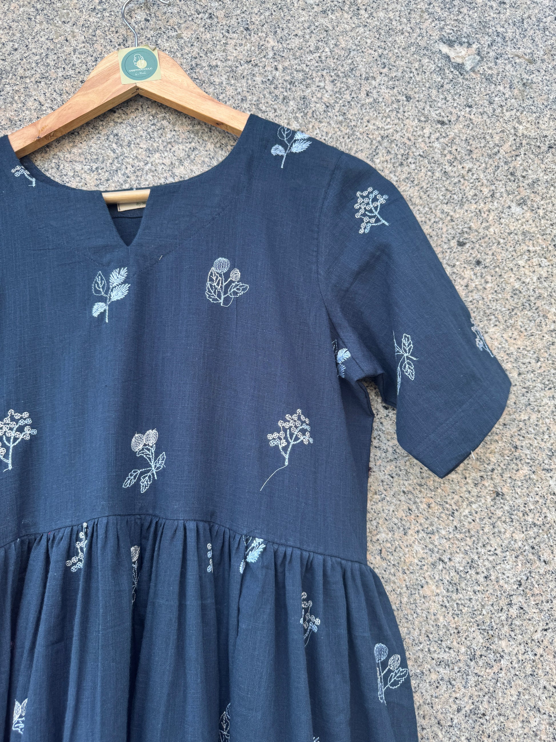 BLUE EMBROIDERY GATHERING LINEN DRESS HANDMADEAHOLIC BY MISHKA