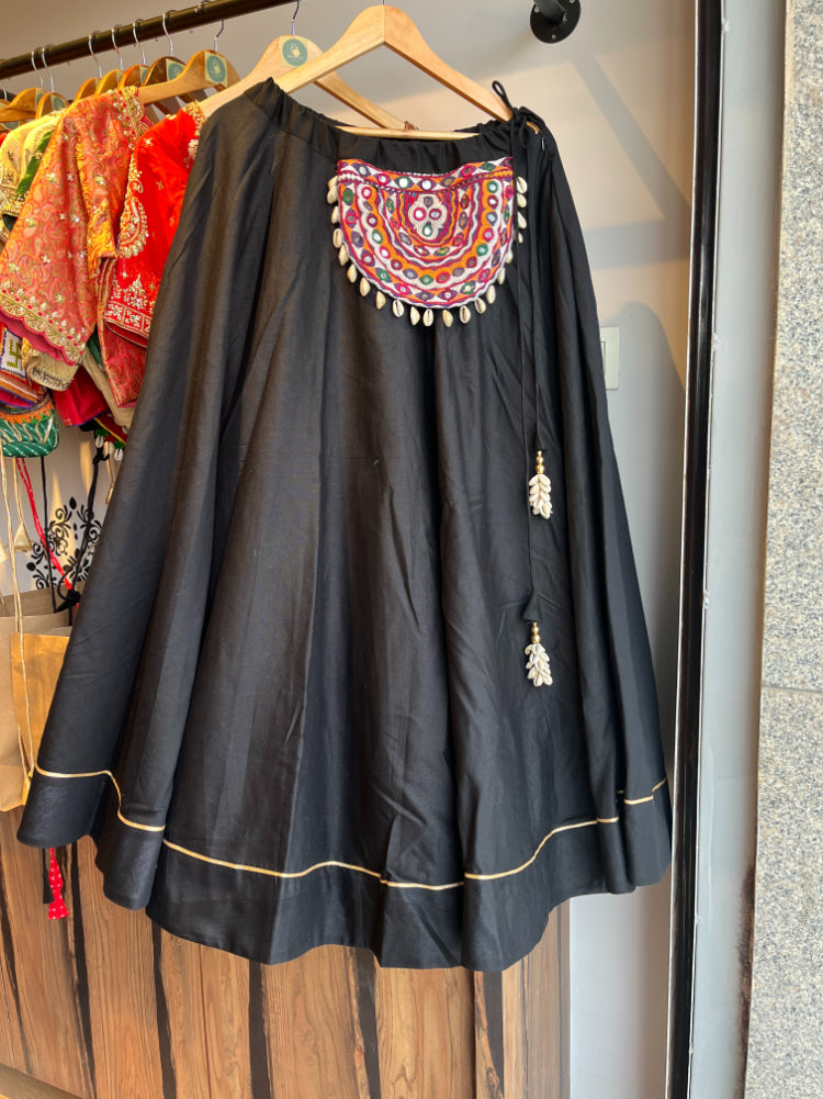 BLACK POCKET PATCH SKIRT HANDMADEAHOLIC BY MISHKA