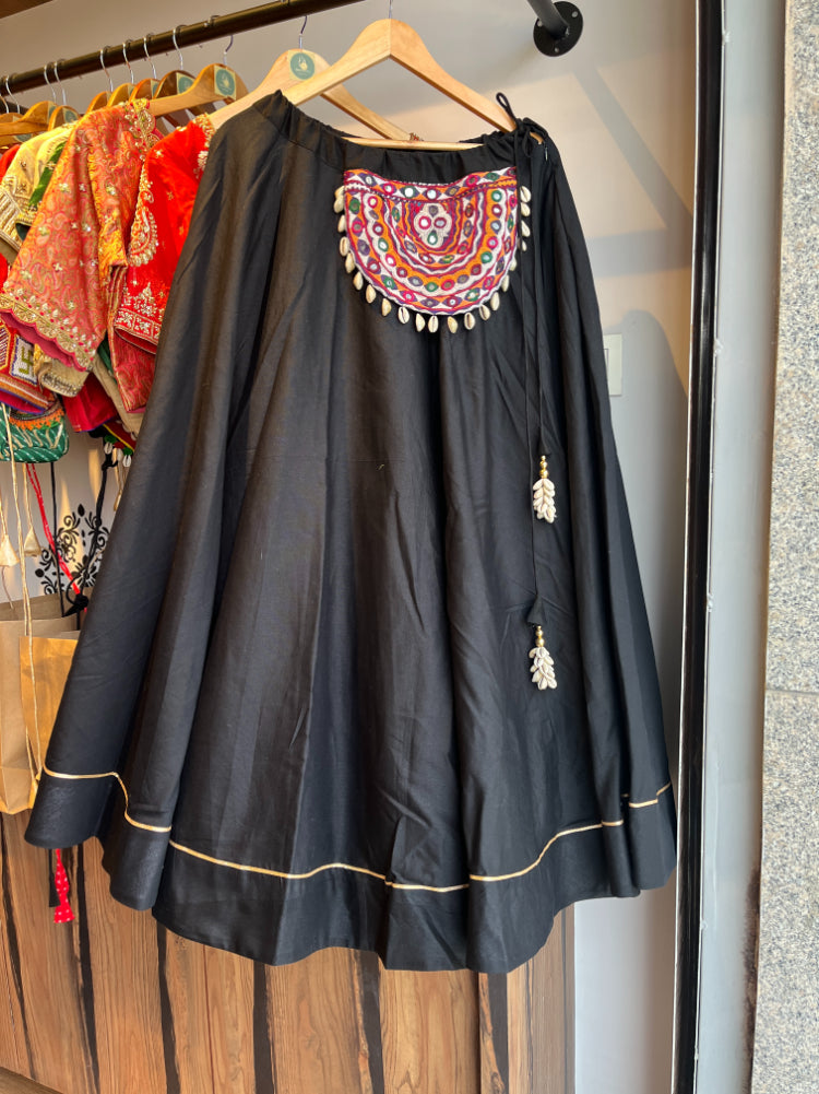 BLACK POCKET PATCH SKIRT HANDMADEAHOLIC BY MISHKA