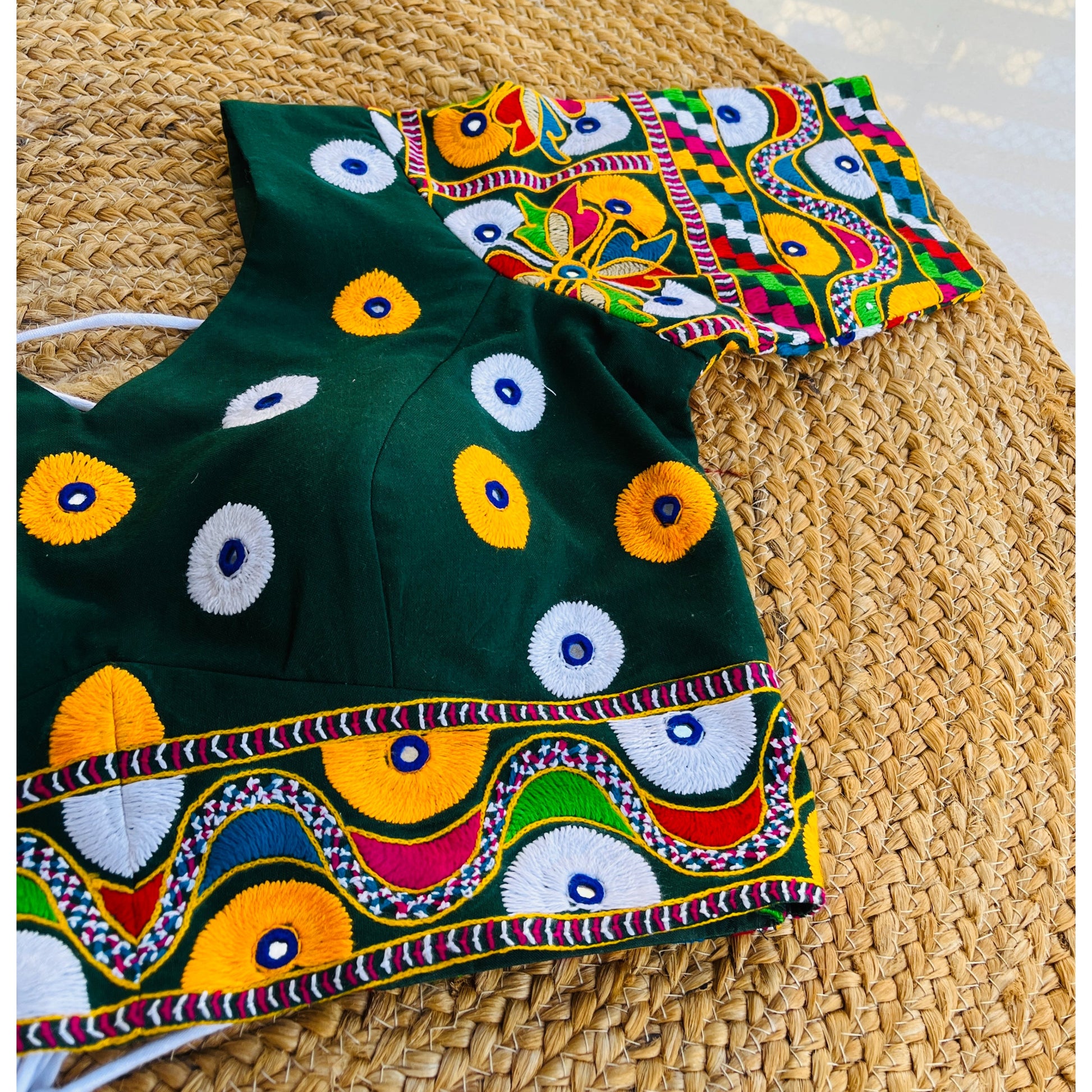 GREEN HATHBHARAT BLOUSE HANDMADEAHOLIC BY MISHKA