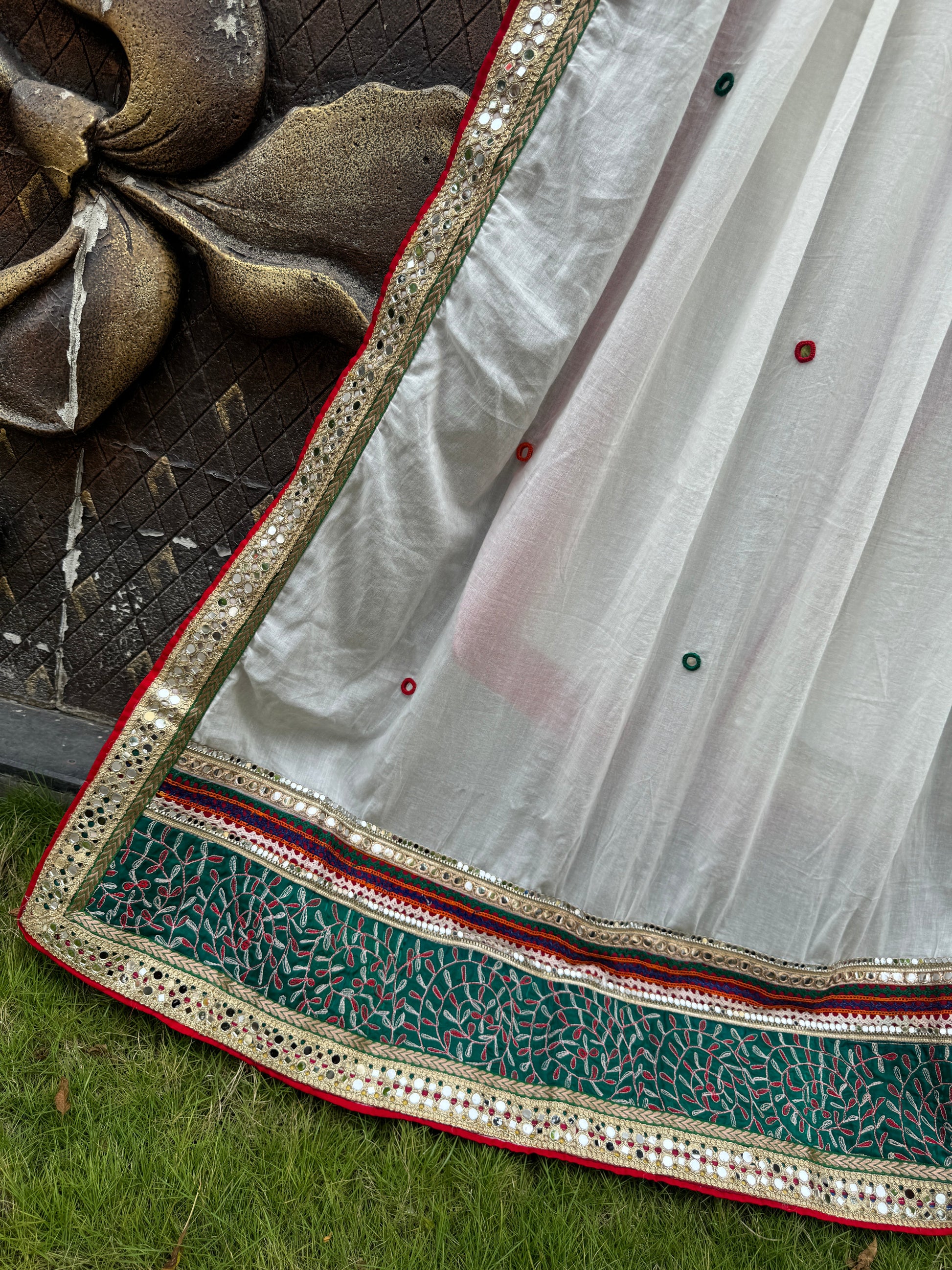Off-White Varajana Dupatta HANDMADEAHOLIC BY MISHKA