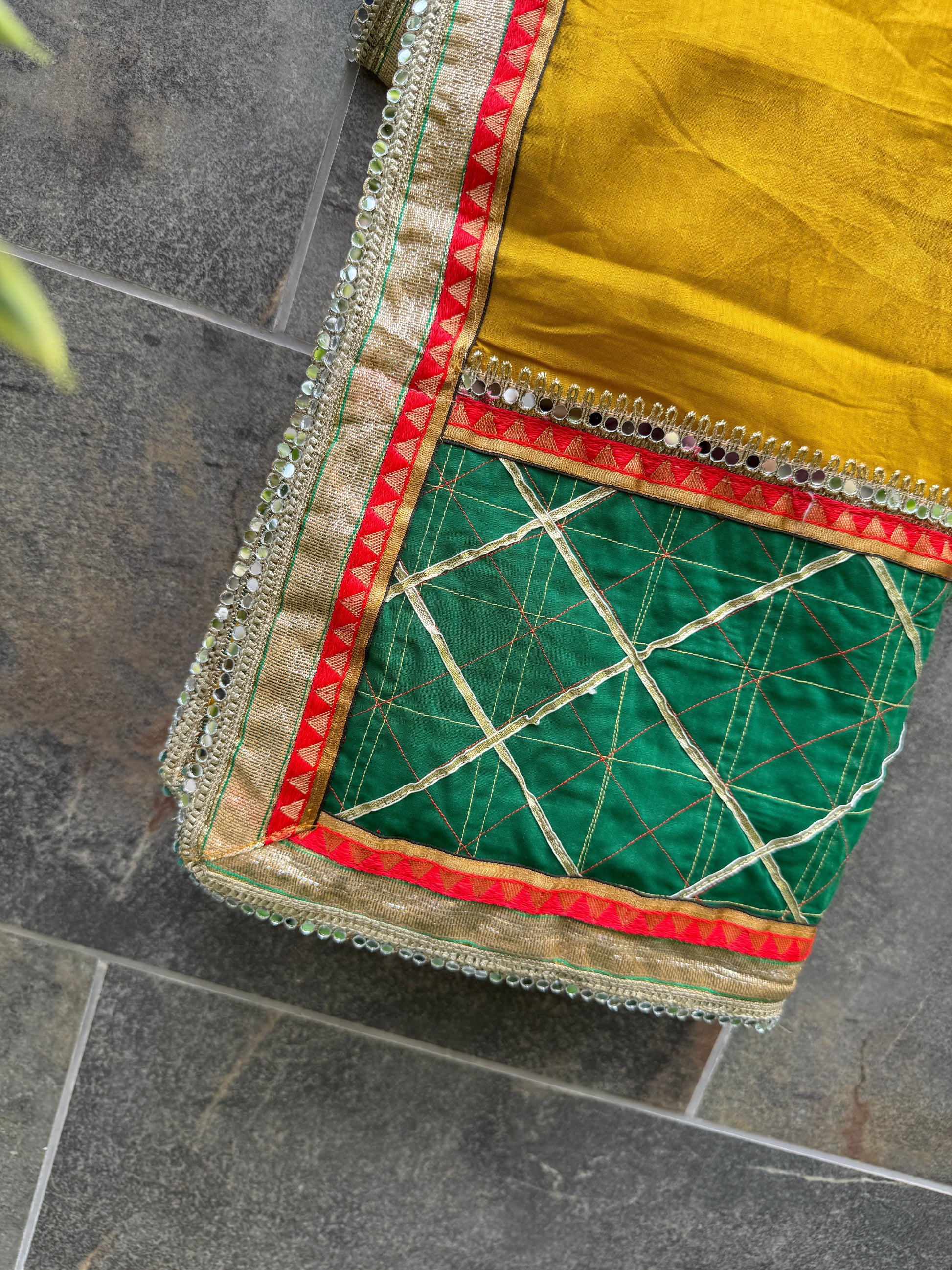 Elegant Mustard Varajana Mulmul Cotton Dupatta HANDMADEAHOLIC BY MISHKA
