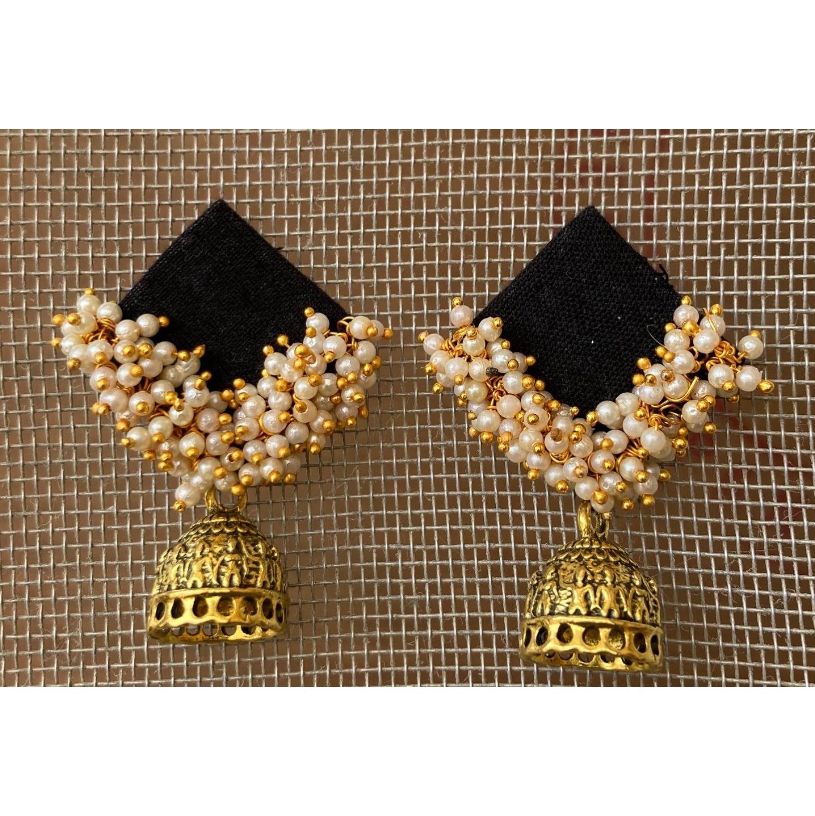 BLACK GHUNGHROO EARRING HANDMADEAHOLIC BY MISHKA