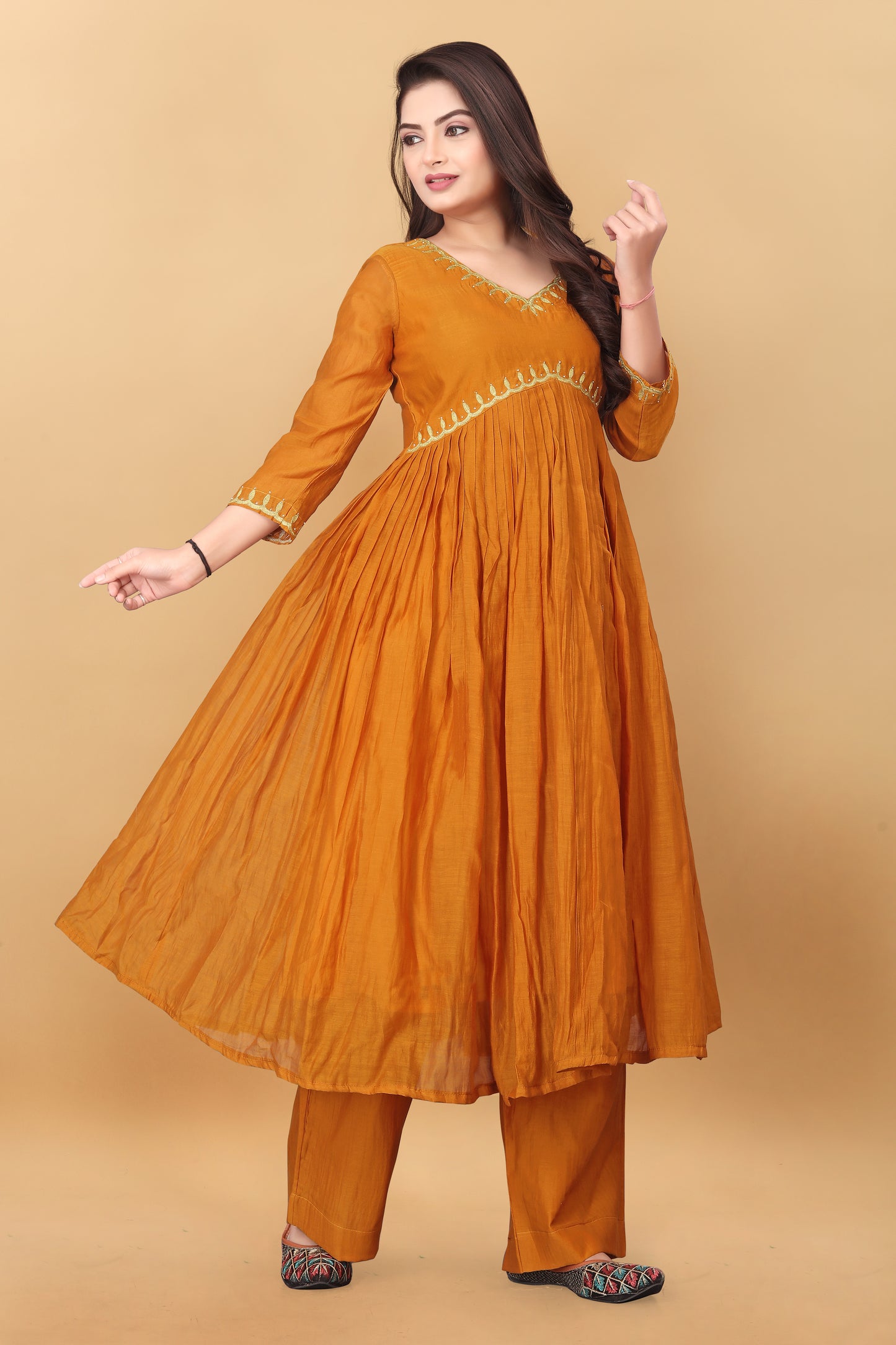 MUSTRAD MUL CHANDERI  KURTA SET ( SET OF 2 )