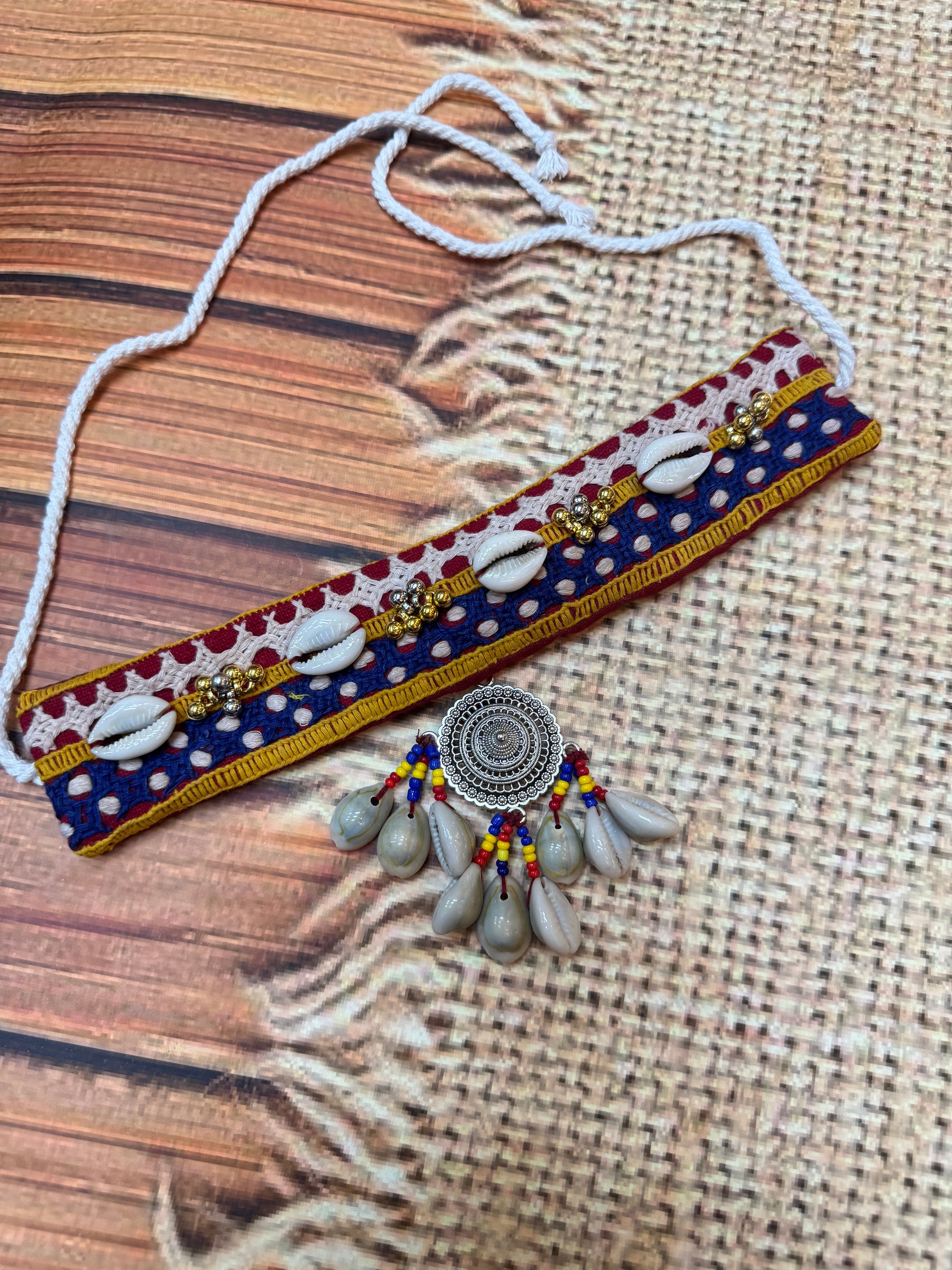 GAMTHI BOHO NECKPIECE