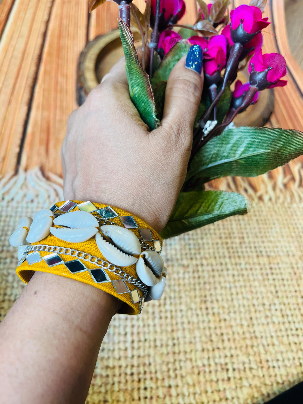YELLOW MIRROR COWRIE HAND CUFFS HANDMADEAHOLIC BY MISHKA
