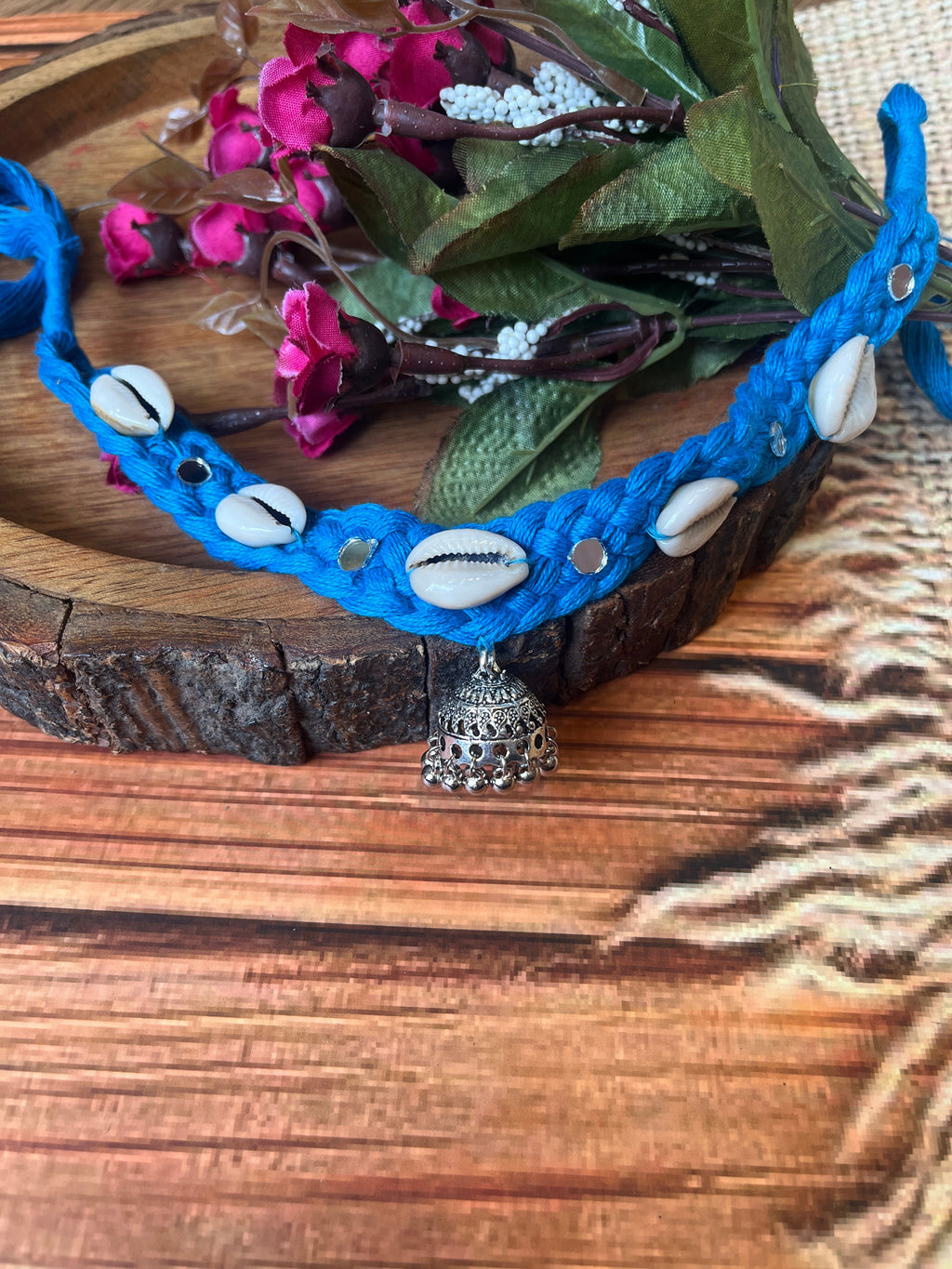 LIGHT BLUE COWRIE AND MIRROR CHOTLA CHOKAR HANDMADEAHOLIC BY MISHKA