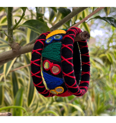 RED AND BLACK GAMTHI BANGLE HANDMADEAHOLIC BY MISHKA