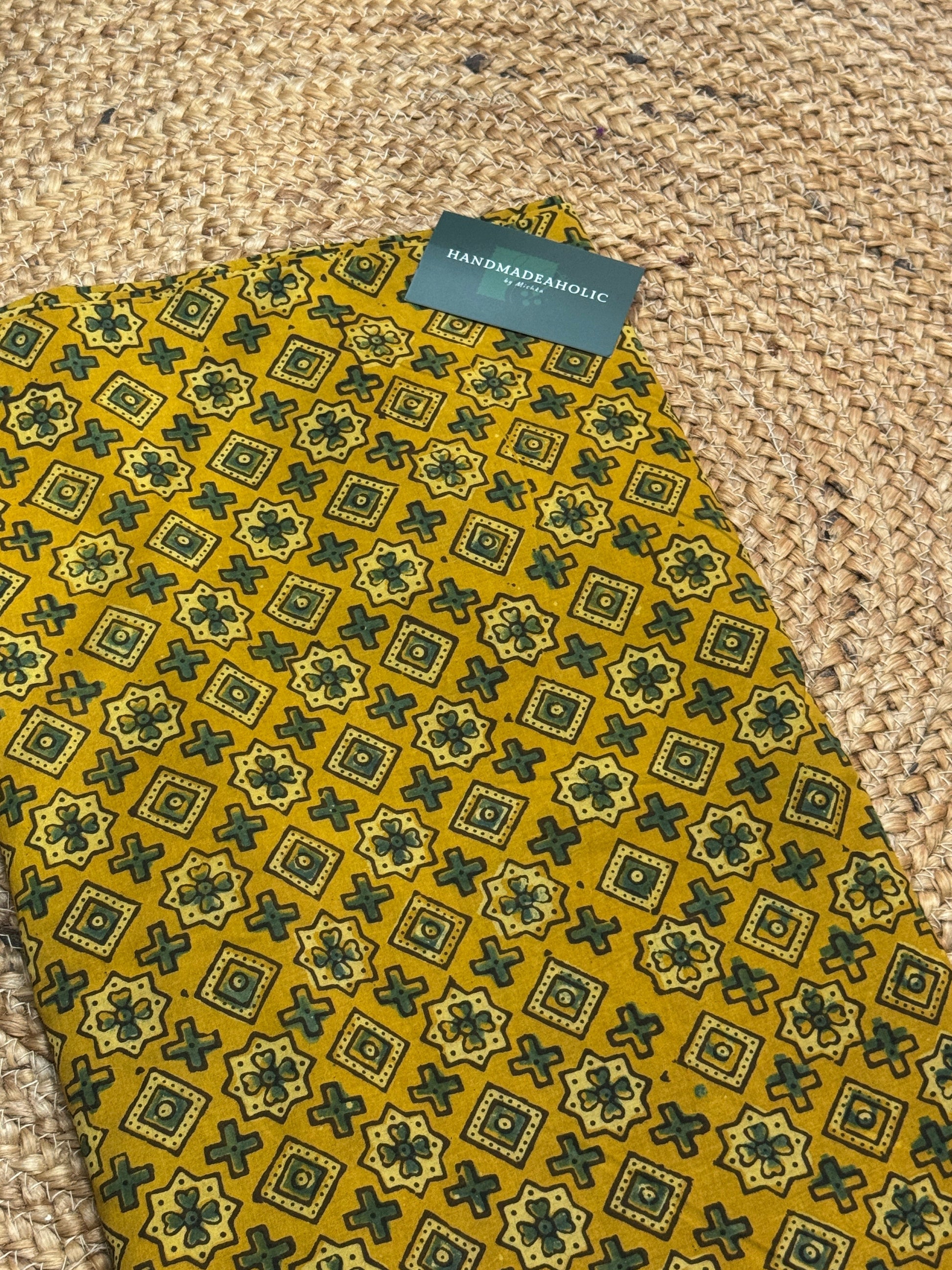 SQUARE HANDBLOCK COTTON FABRIC HANDMADEAHOLIC BY MISHKA