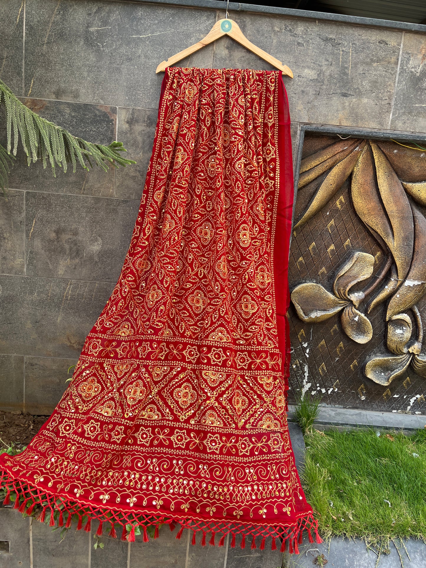 RED GEORGETTE VINTAGE DUPATTA HANDMADEAHOLIC BY MISHKA