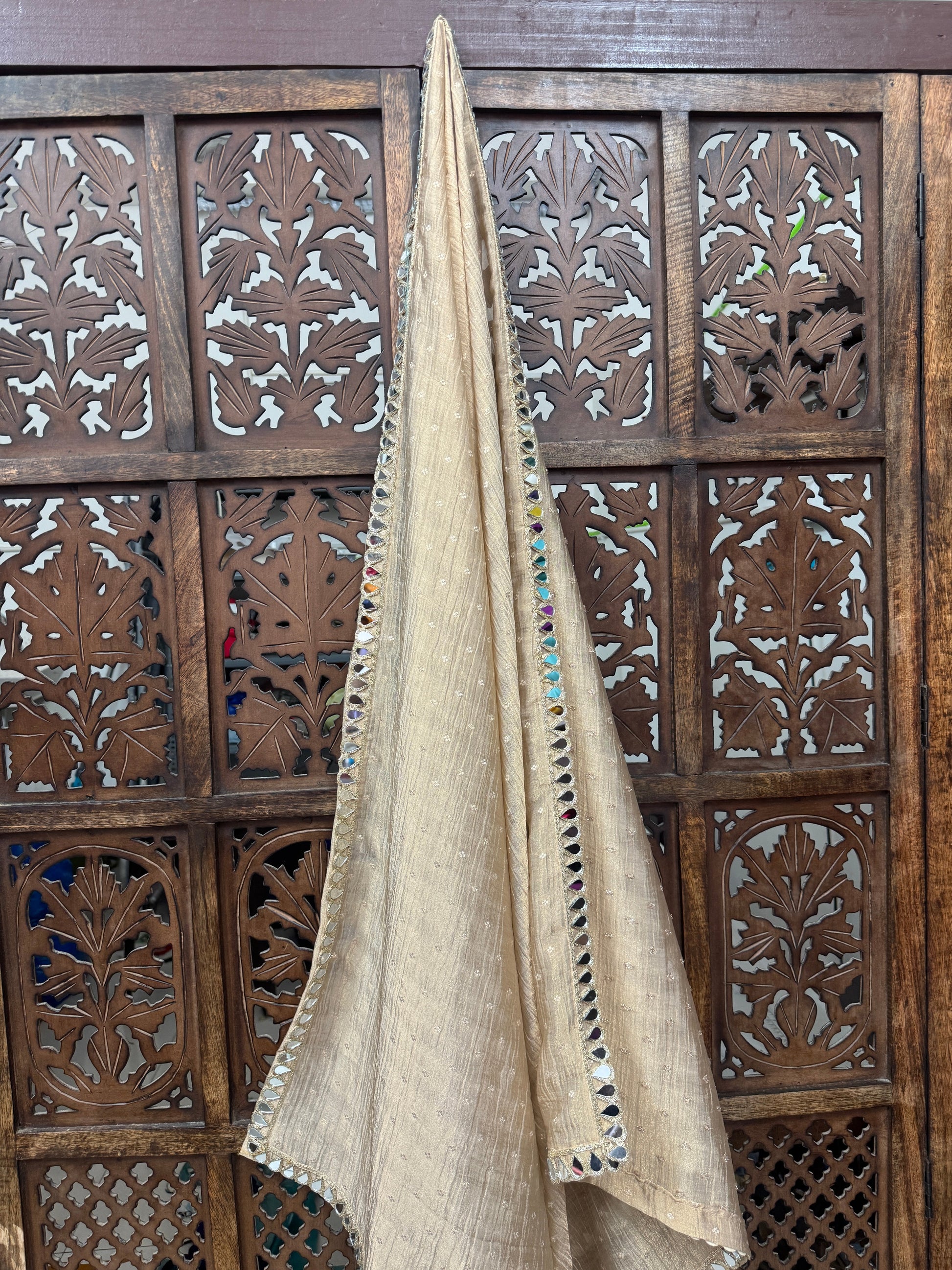 GOLDEN BANARASI CRUSH DUPPATA HANDMADEAHOLIC BY MISHKA