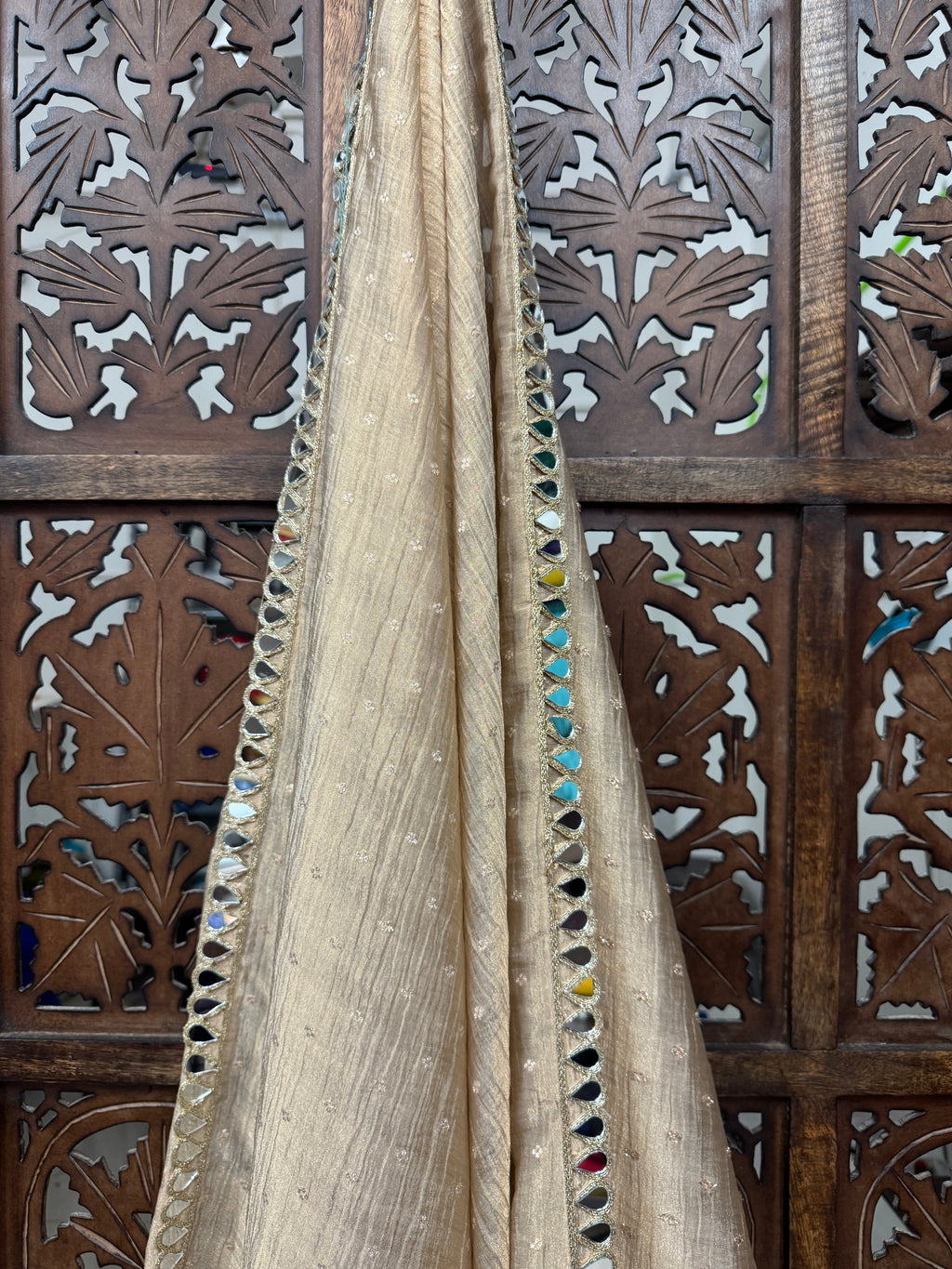 GOLDEN BANARASI CRUSH DUPPATA HANDMADEAHOLIC BY MISHKA