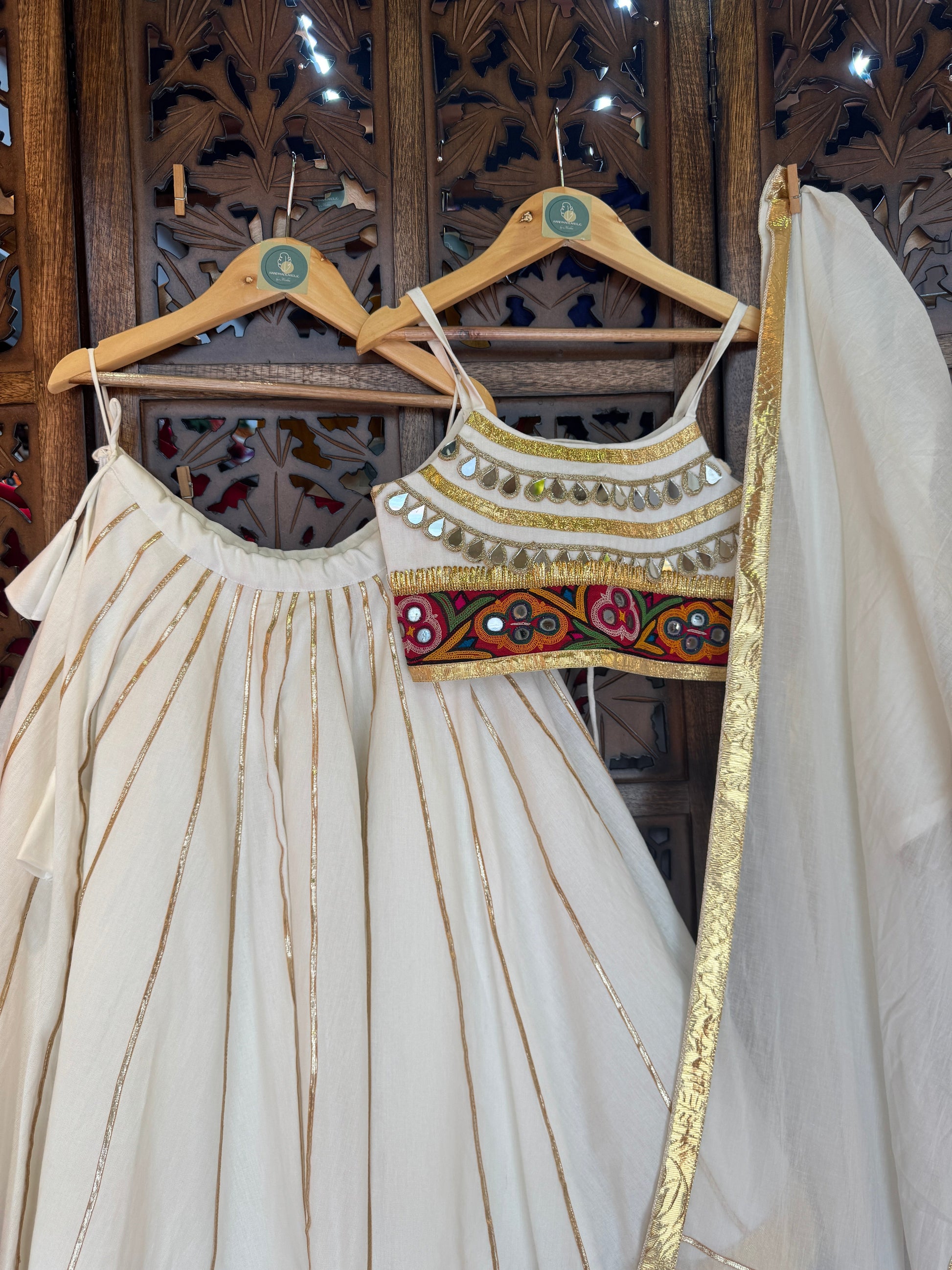 OFF WHITE DOUBLE LAYER KIDS CHOLI RAAS'25 HANDMADEAHOLIC BY MISHKA