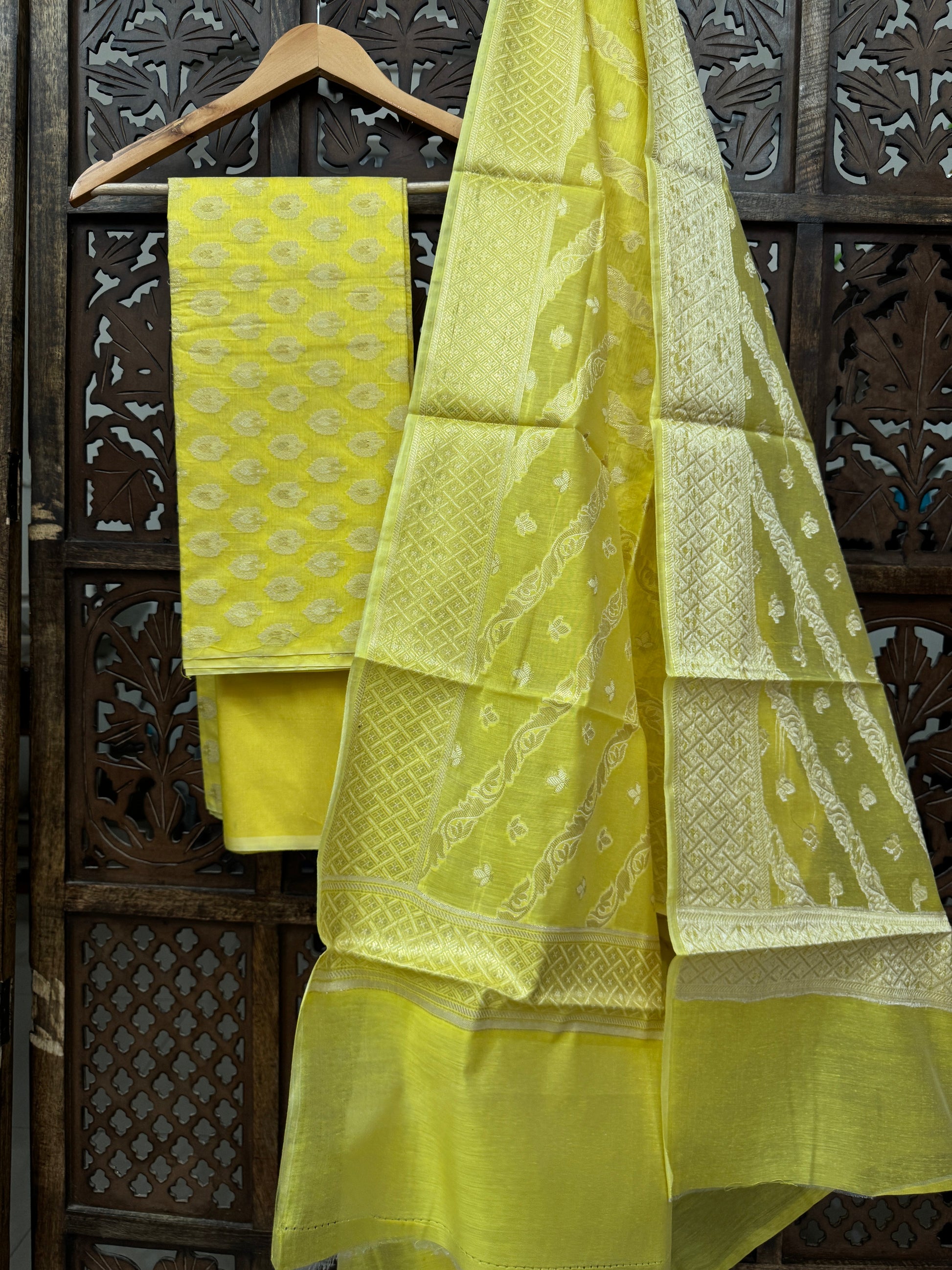 YELLOW MUNGA COTTON SILK SUIT HANDMADEAHOLIC BY MISHKA