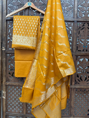 ORANGE MUNGA CHINIYA COTTON  SUIT HANDMADEAHOLIC BY MISHKA