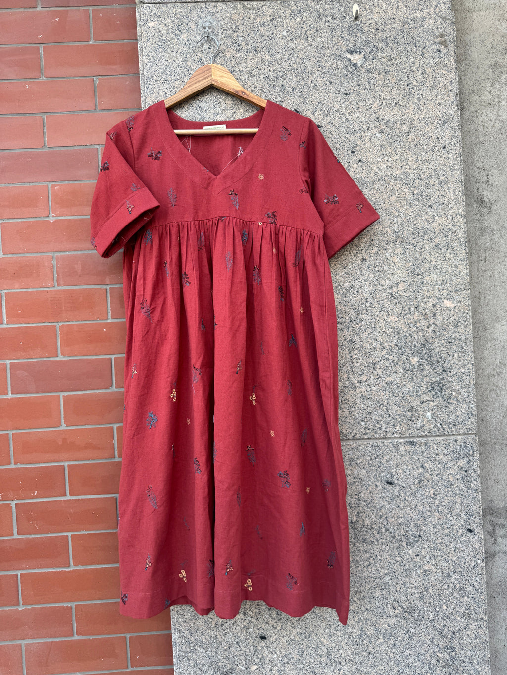 BROWN EMBROIDERED LINEN DRESS HANDMADEAHOLIC BY MISHKA