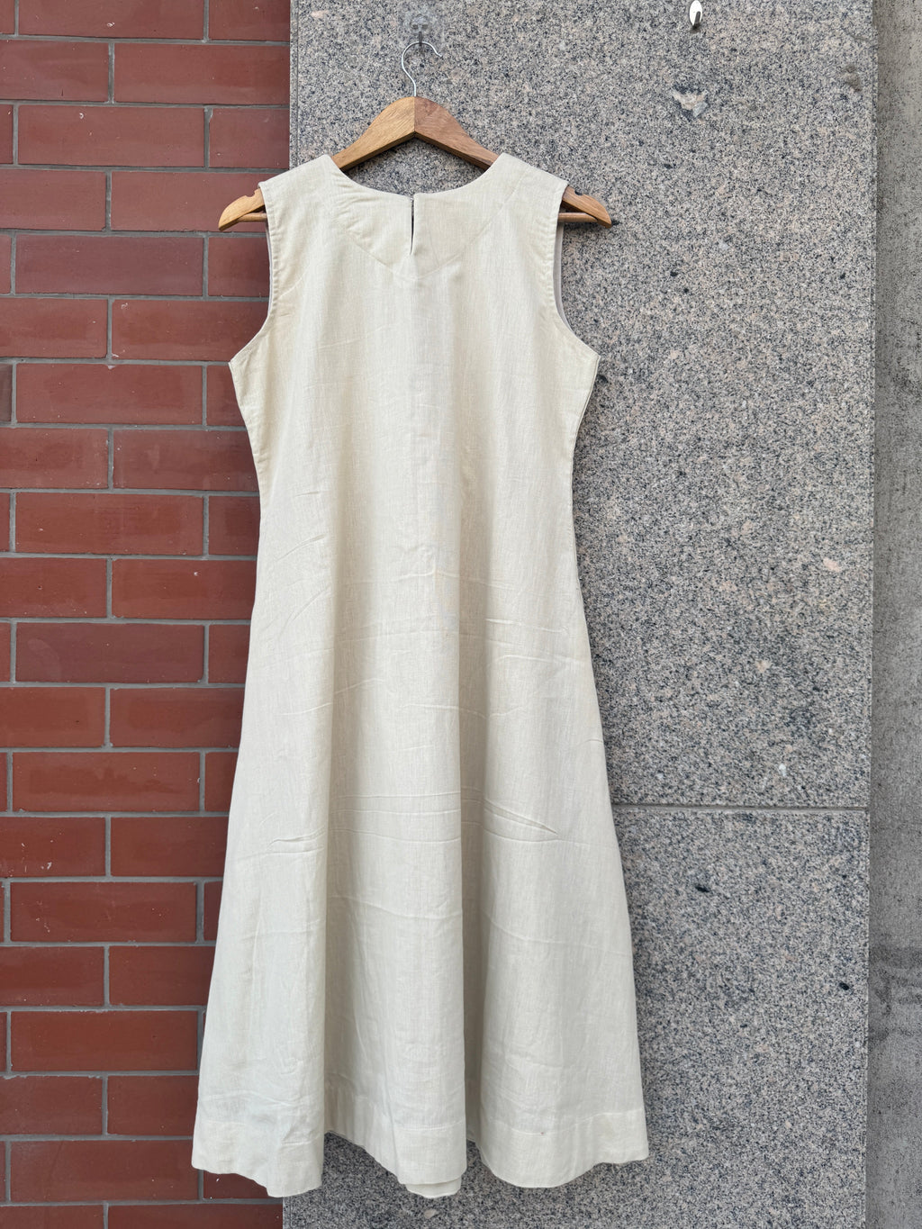 OFF WHITE LINEN DRESS HANDMADEAHOLIC BY MISHKA