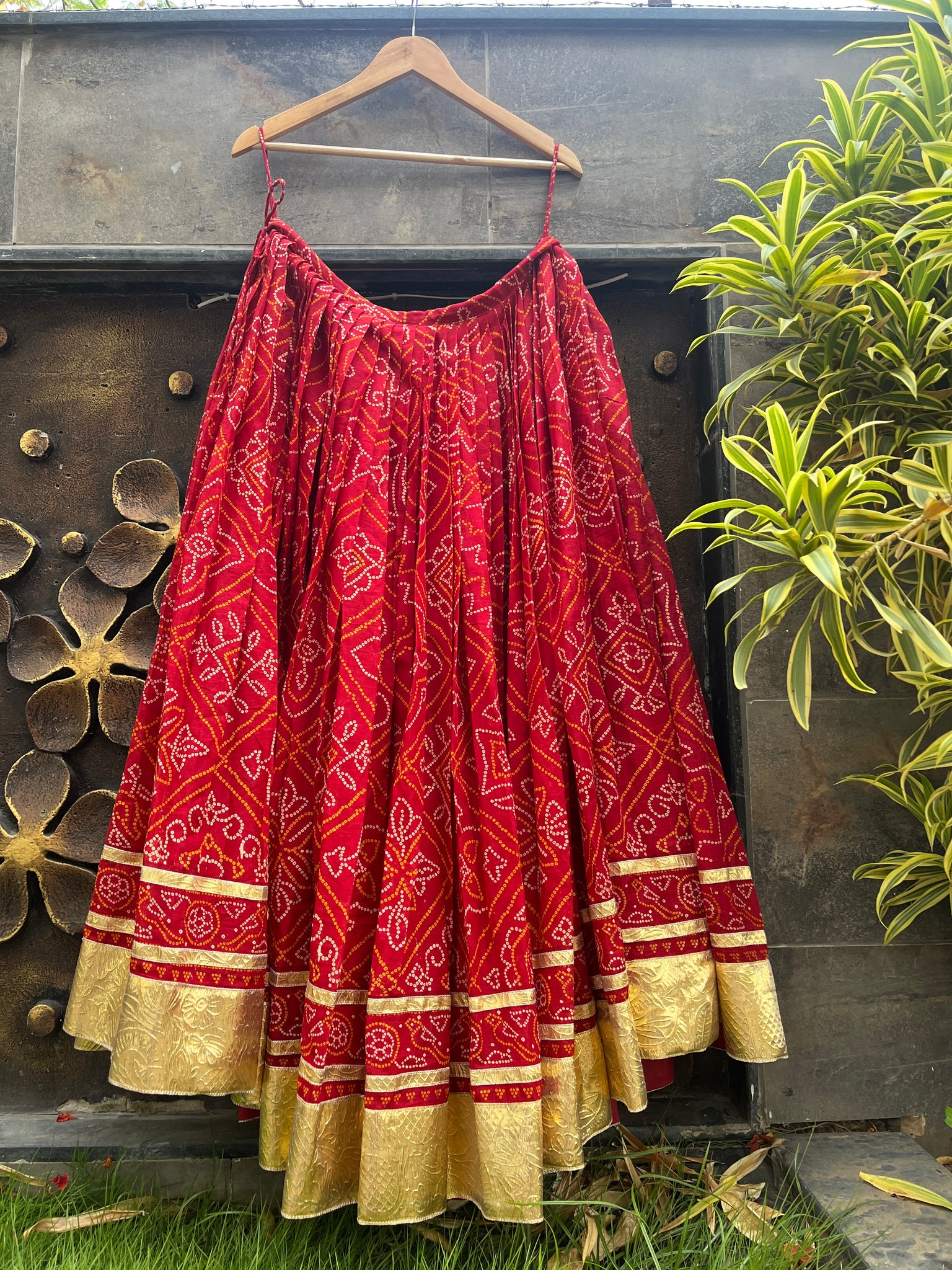 RED BANDHANI CHANIYA CHOLI HANDMADEAHOLIC BY MISHKA