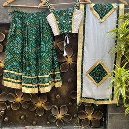 GREEN  BANDHANI KIDS CHOLI HANDMADEAHOLIC BY MISHKA