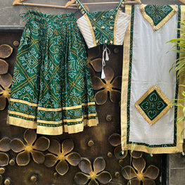 GREEN  BANDHANI KIDS CHOLI HANDMADEAHOLIC BY MISHKA