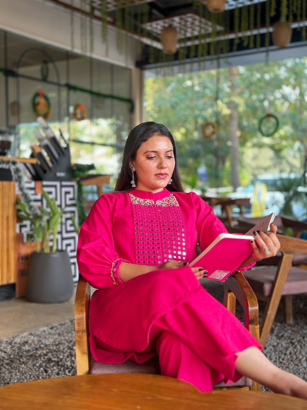 Fuschia Muse Hand-Woven Cotton Kurta Set with Linear Mirror Artistry-AABHALA COLLECTION