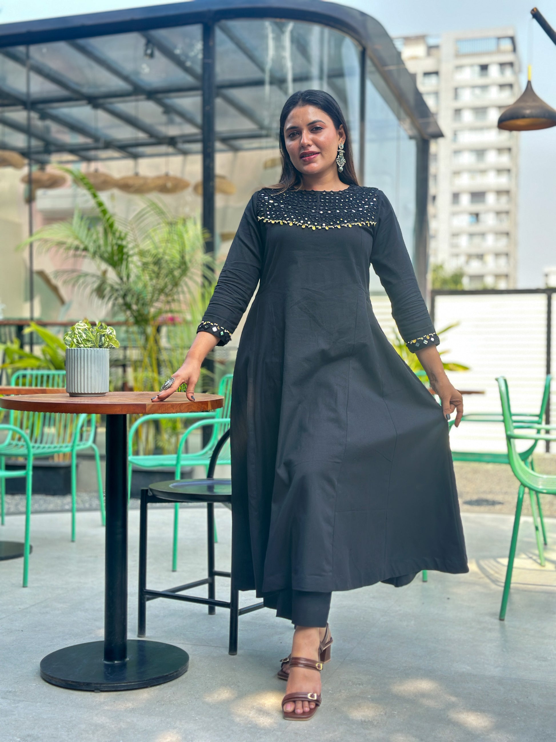 Midnight Mirror Hand-Woven Cotton Kurta & Straight Pant Set - AABHALA COLLECTION