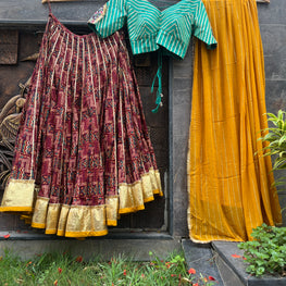 TORTOISE BLOUSE WITH BROWN SKIRT HANDMADEAHOLIC BY MISHKA