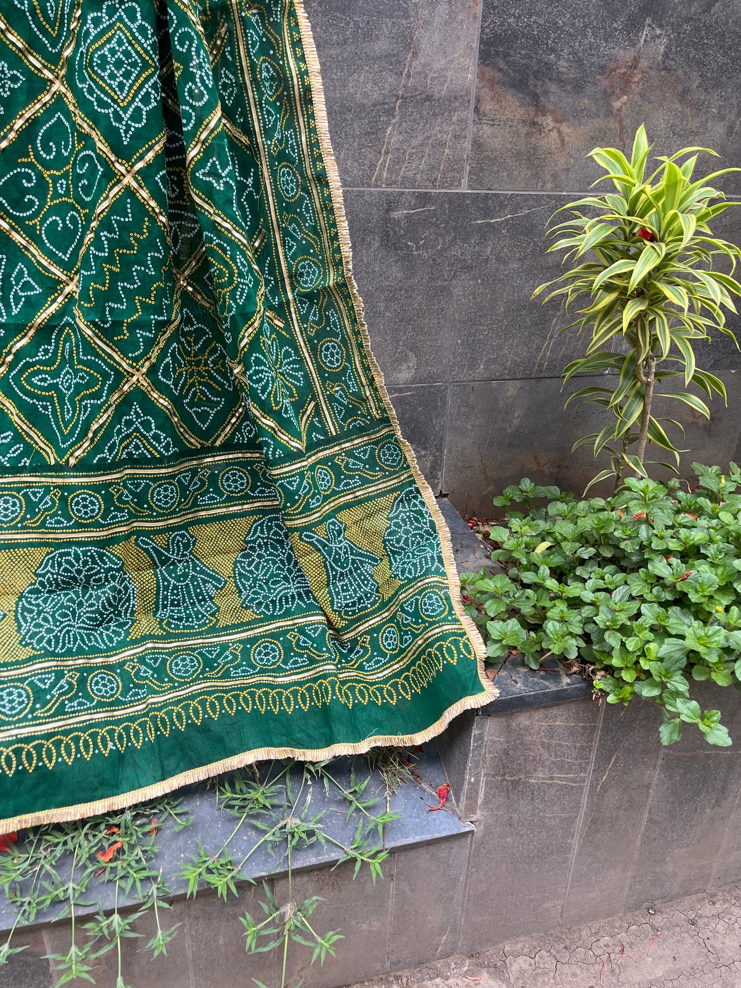 GREEN COTTON BANDHANI DUPATTA HANDMADEAHOLIC BY MISHKA