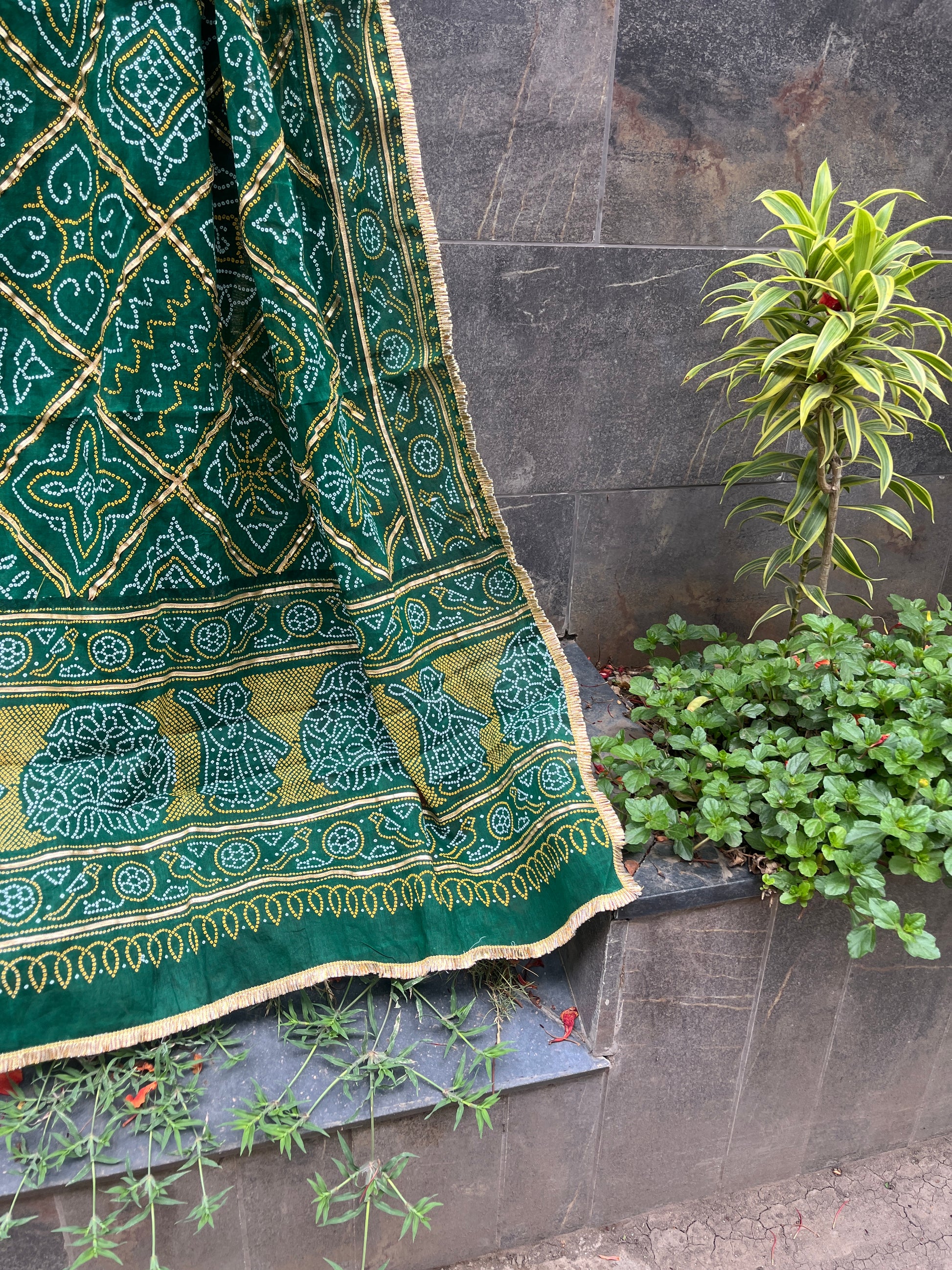 GREEN COTTON BANDHANI DUPATTA HANDMADEAHOLIC BY MISHKA