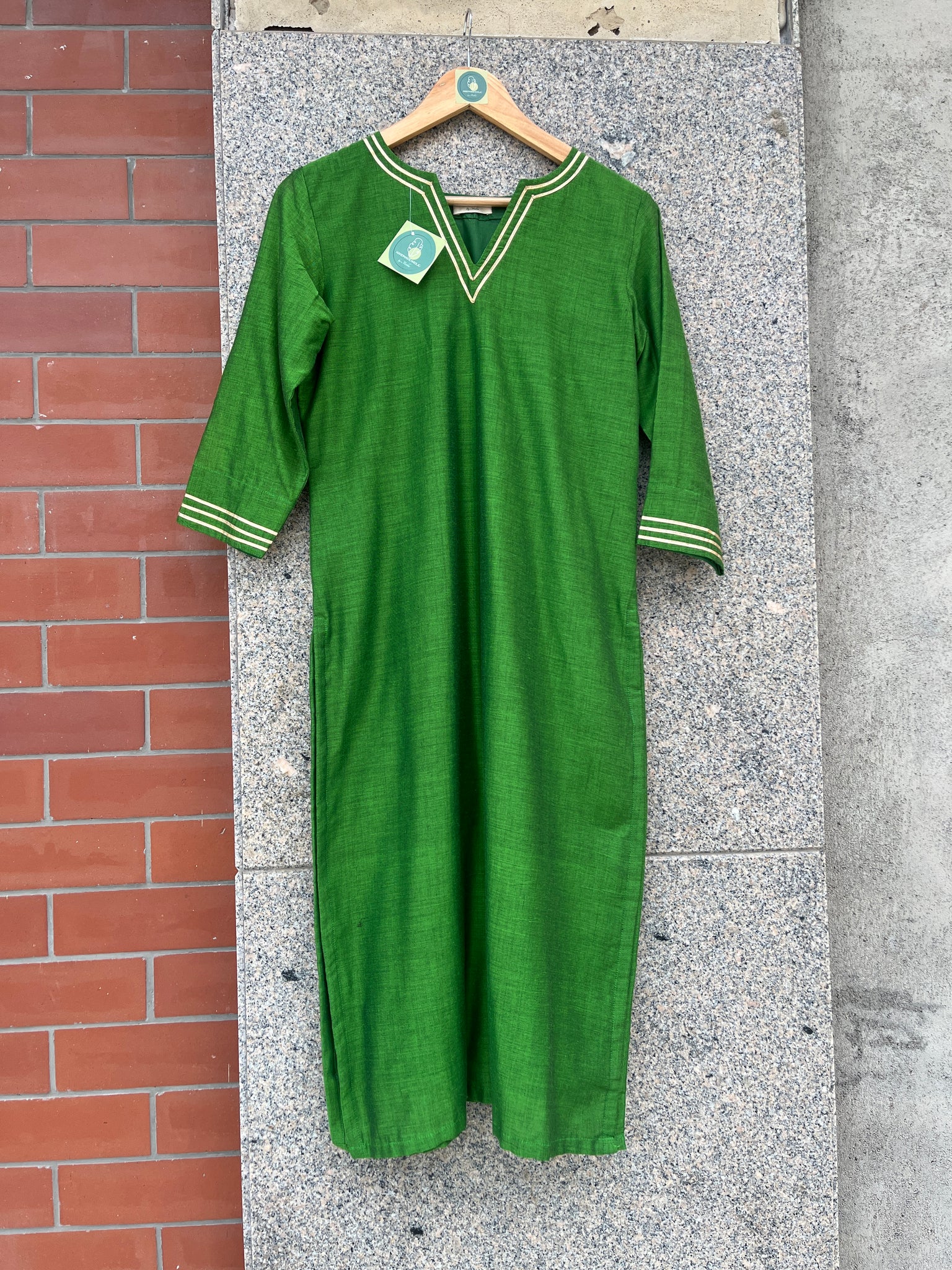 PARROT GREEN COTTON BLEND STRAIGHT CUT KURTI - handmadeaholicmishka