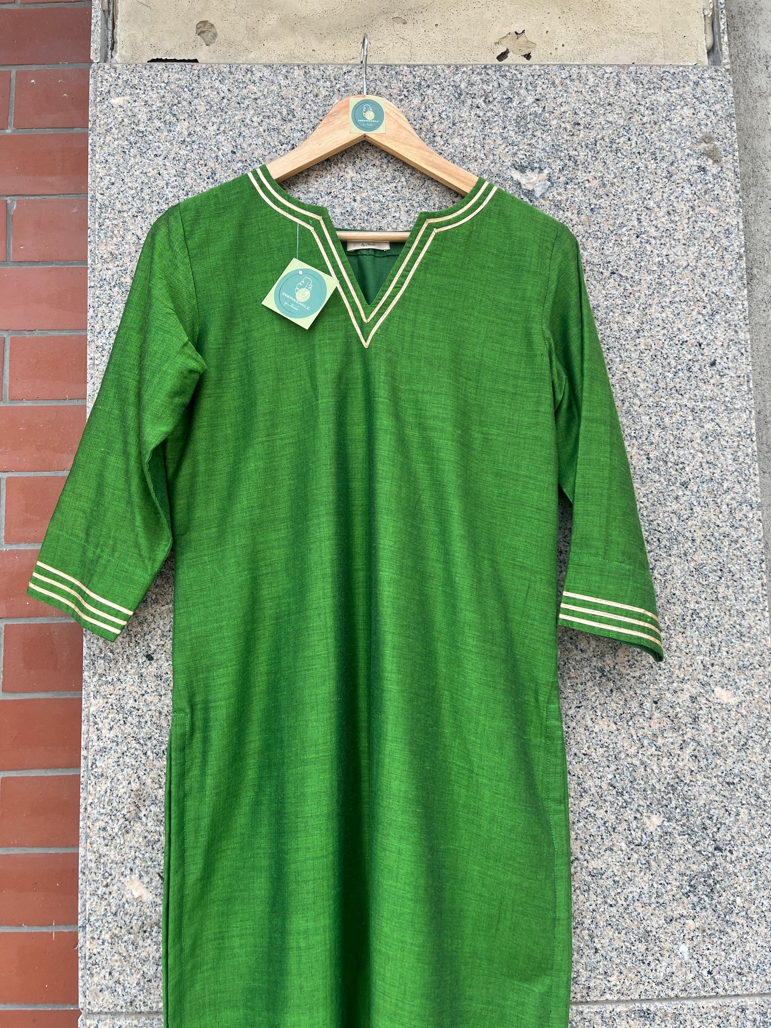 PARROT GREEN COTTON BLEND STRAIGHT CUT KURTI - handmadeaholicmishka