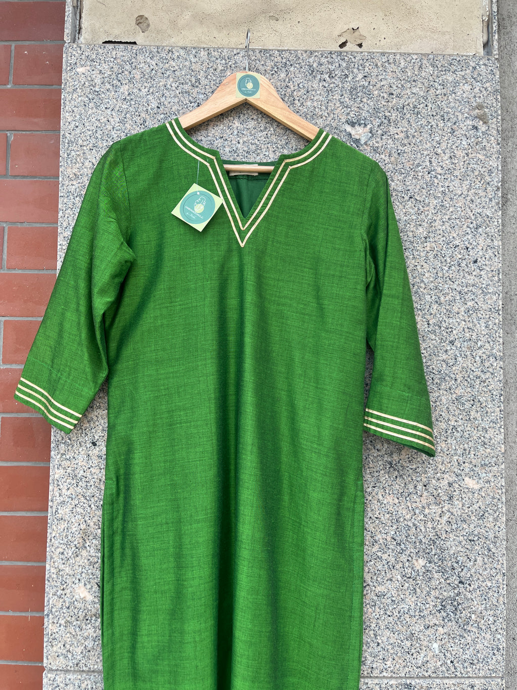PARROT GREEN COTTON BLEND STRAIGHT CUT KURTI - handmadeaholicmishka