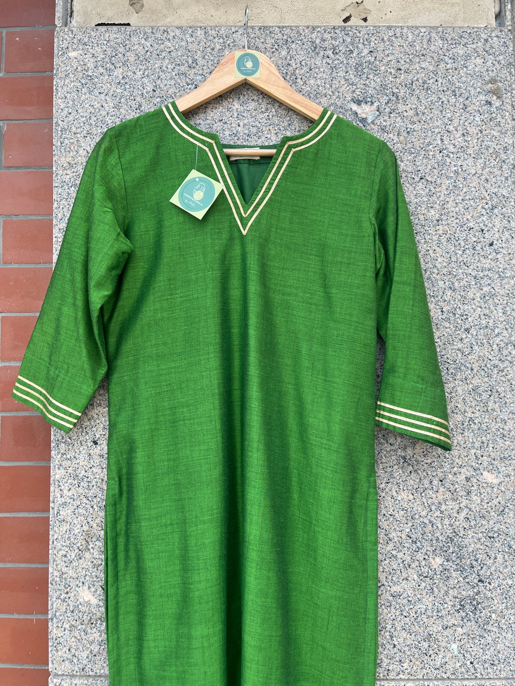PARROT GREEN COTTON BLEND STRAIGHT CUT KURTI - handmadeaholicmishka