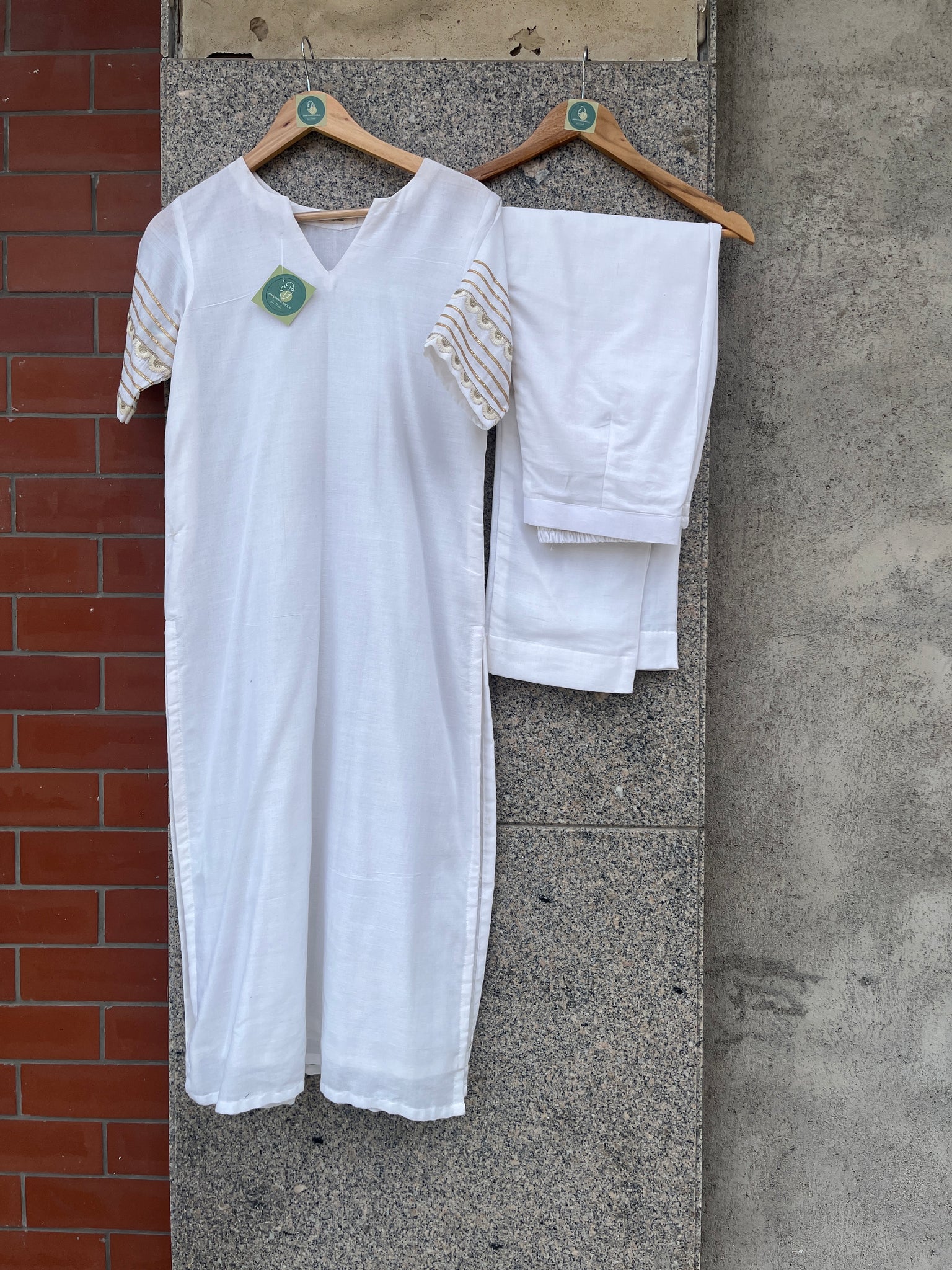 WHITE V- NECK STRAIGHT CUT KURTI AND PANT - handmadeaholicmishka