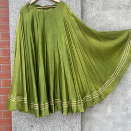 DOUBLE UMBRELLA MAHENDI GREEN GAJI SILK SKIRT - handmadeaholicmishka