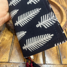 BIG LEAF PRINT CLUTCH - handmadeaholicmishka