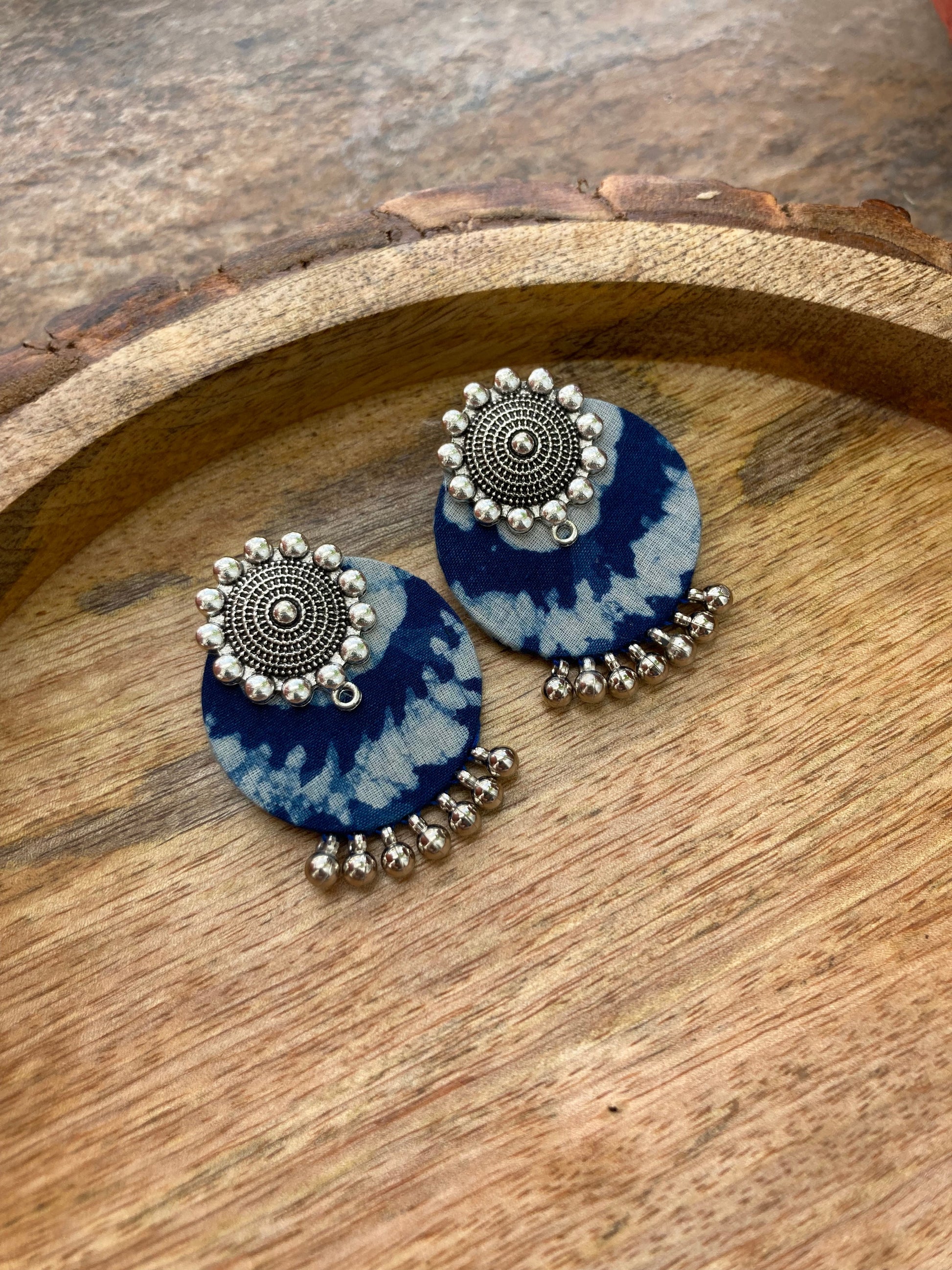 INDIGO STUD HANDMADEAHOLIC BY MISHKA