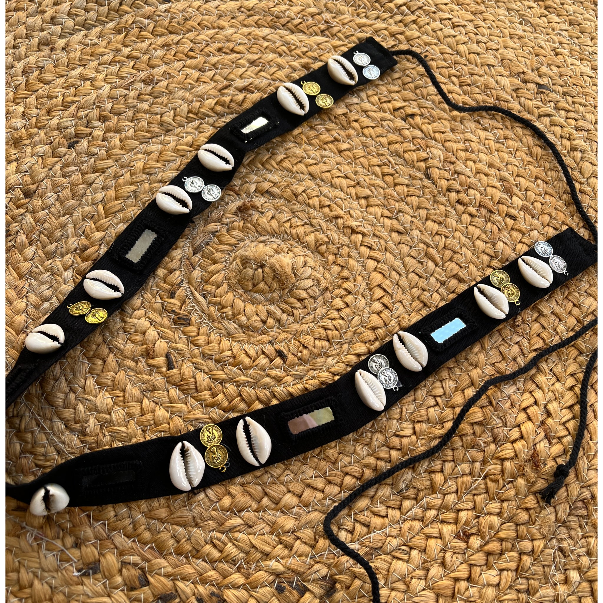 COWRIE GINNI BLACK BELT HANDMADEAHOLIC BY MISHKA