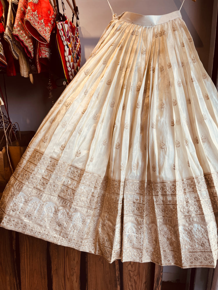 CREAM BANARASI PANNEL SKIRT HANDMADEAHOLIC BY MISHKA