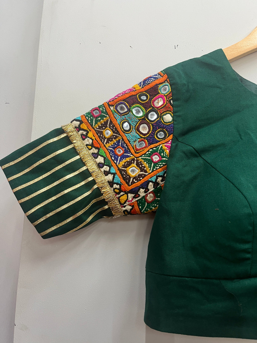MEERAVATI BANJARA BLOUSE HANDMADEAHOLIC BY MISHKA