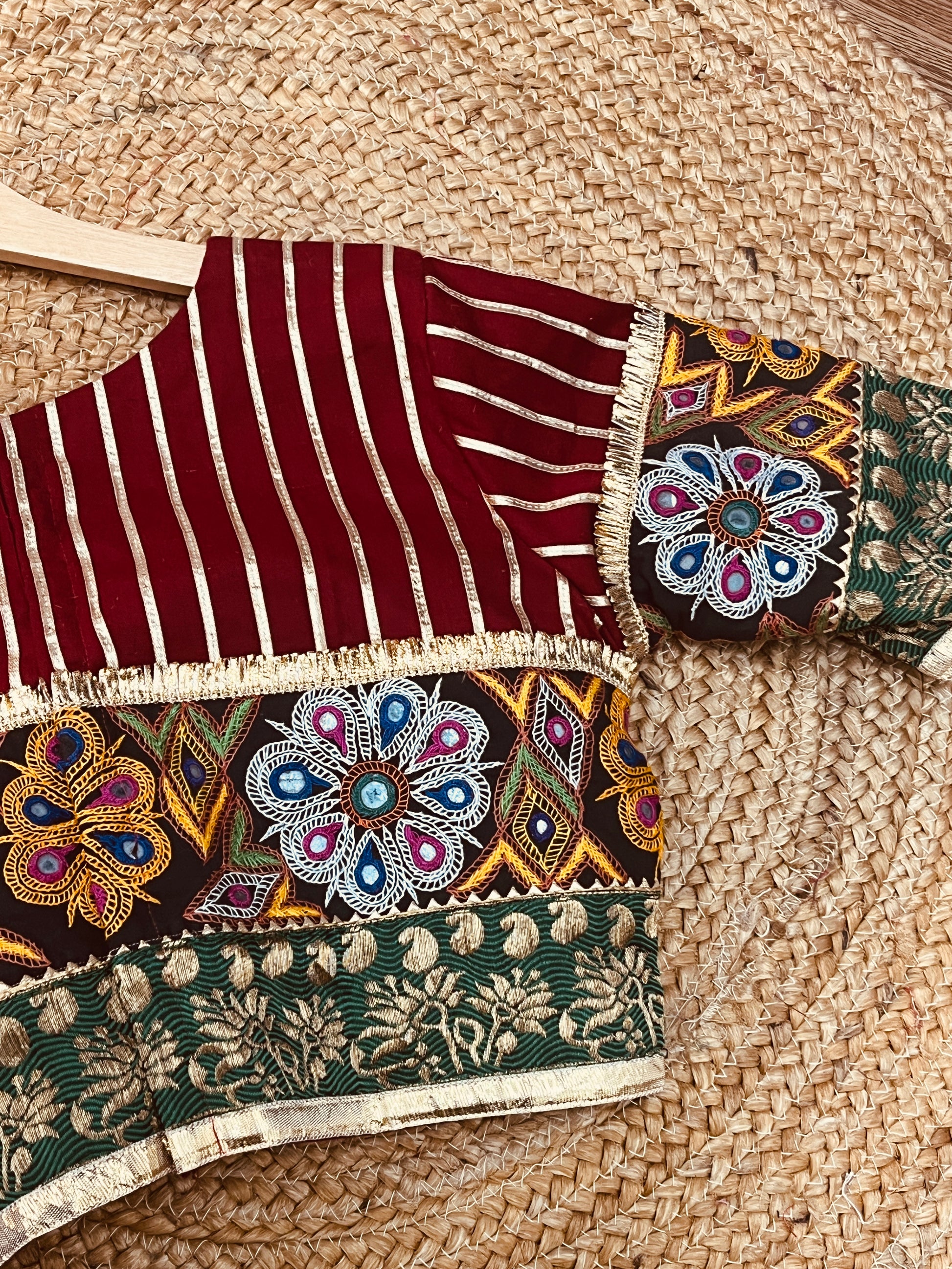 HIRAVANTI BANJARA BLOUSE HANDMADEAHOLIC BY MISHKA