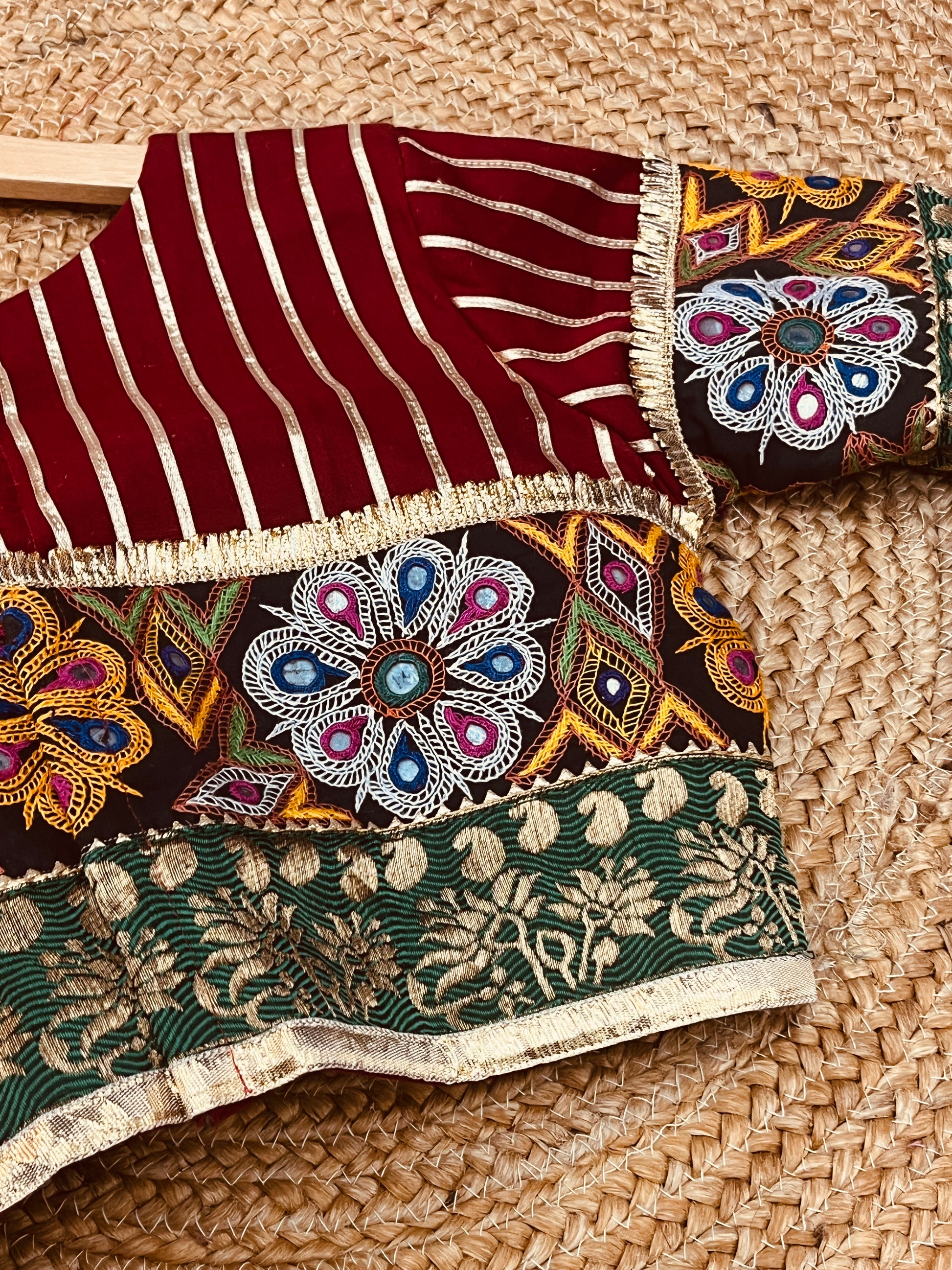 HIRAVANTI BANJARA BLOUSE HANDMADEAHOLIC BY MISHKA