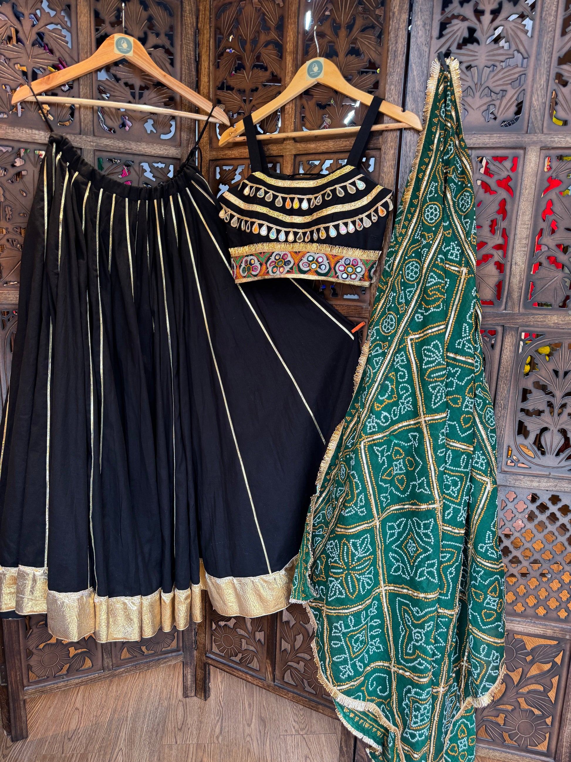 BLACK SKIRT WITH BLACK BLOUSE CHANIYA CHOLI RAAS'25 HANDMADEAHOLIC BY MISHKA