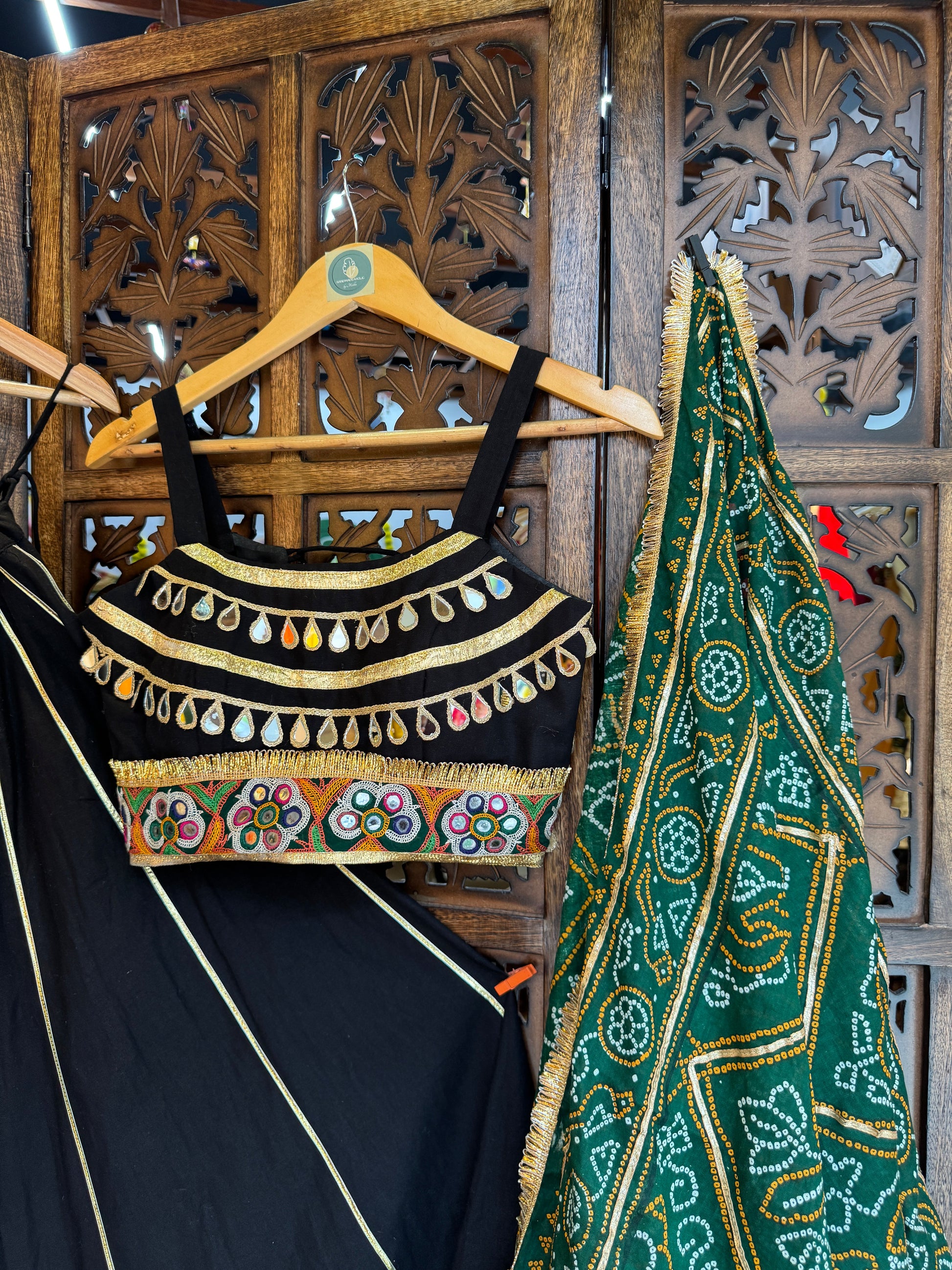 BLACK SKIRT WITH BLACK BLOUSE CHANIYA CHOLI RAAS'25 HANDMADEAHOLIC BY MISHKA