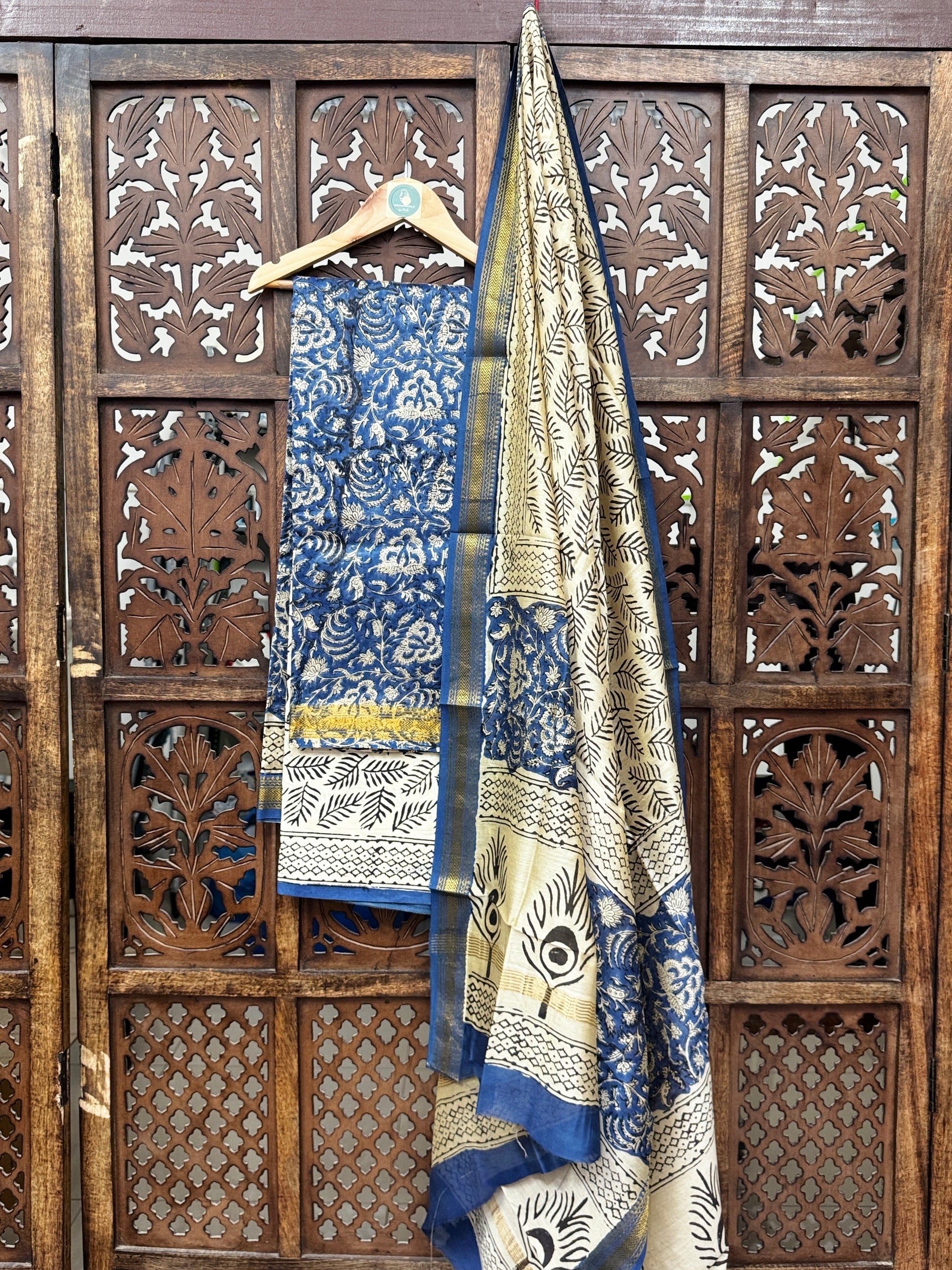 Indigo Heritage: Maheshwari Silk Handblock Suit Set with Cotton Bottom HANDMADEAHOLIC BY MISHKA