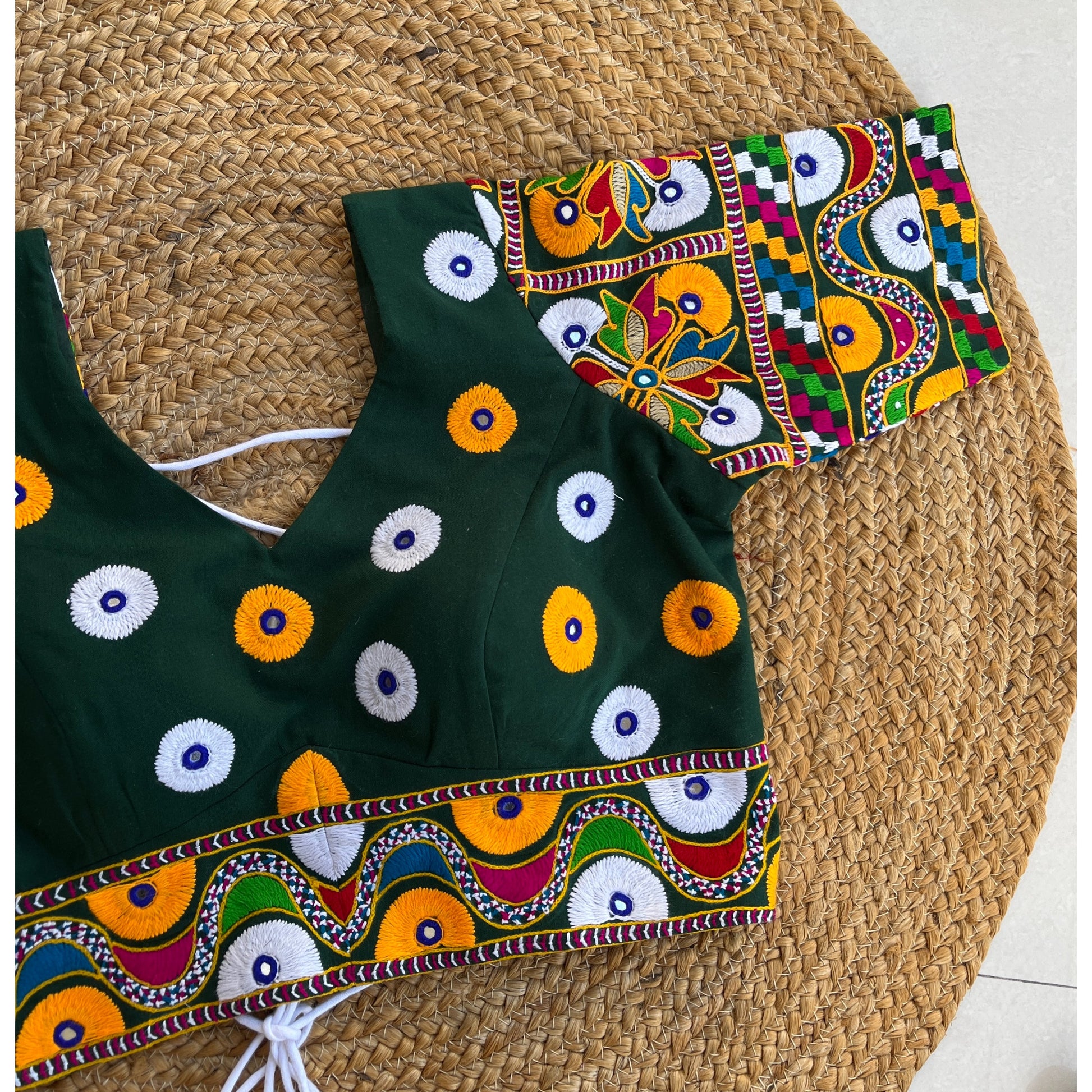 GREEN HATHBHARAT BLOUSE HANDMADEAHOLIC BY MISHKA